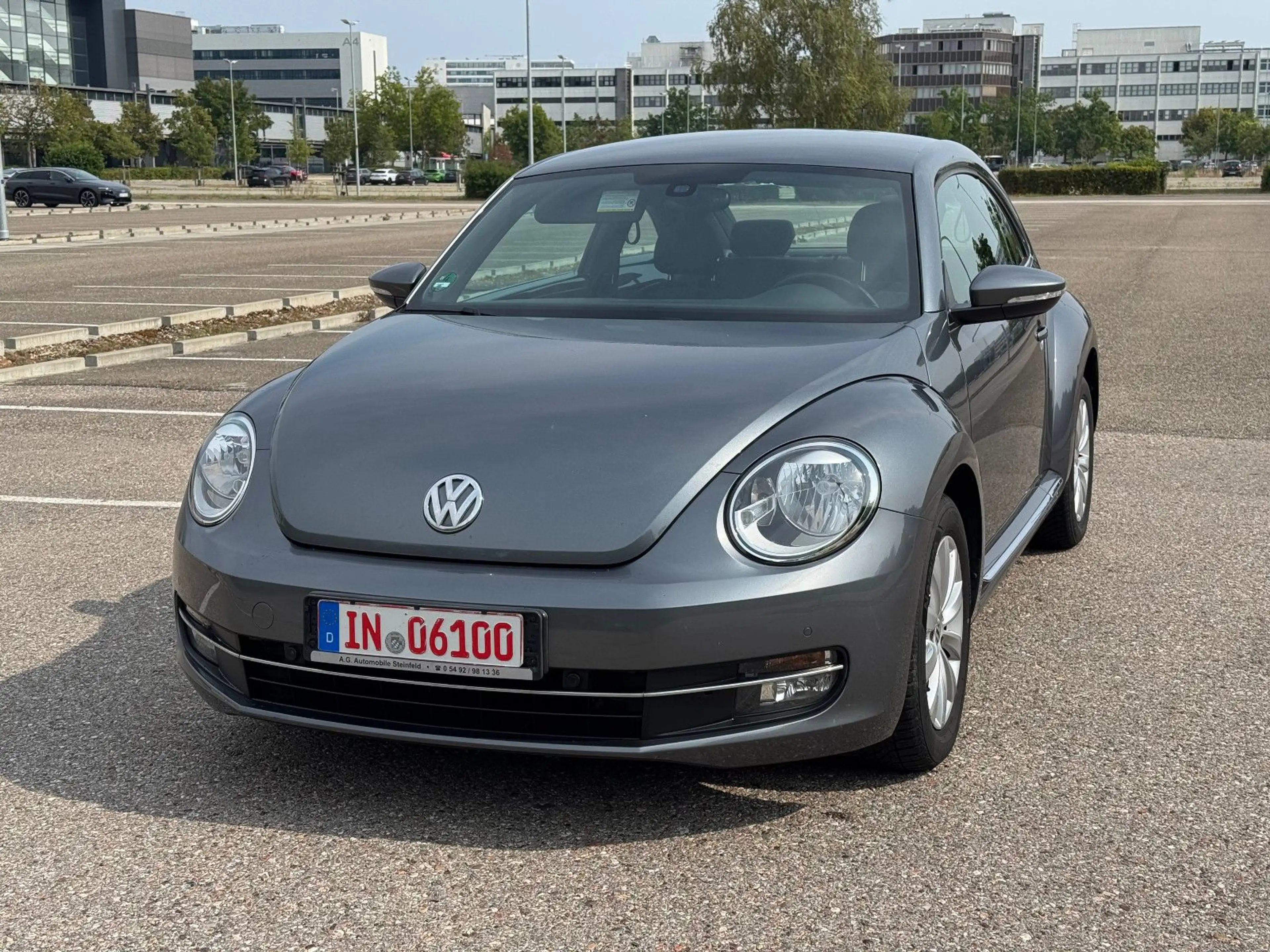 Volkswagen Beetle Lim. Design*Automatik*Klima*SHZ*Alufelgen — photo 2