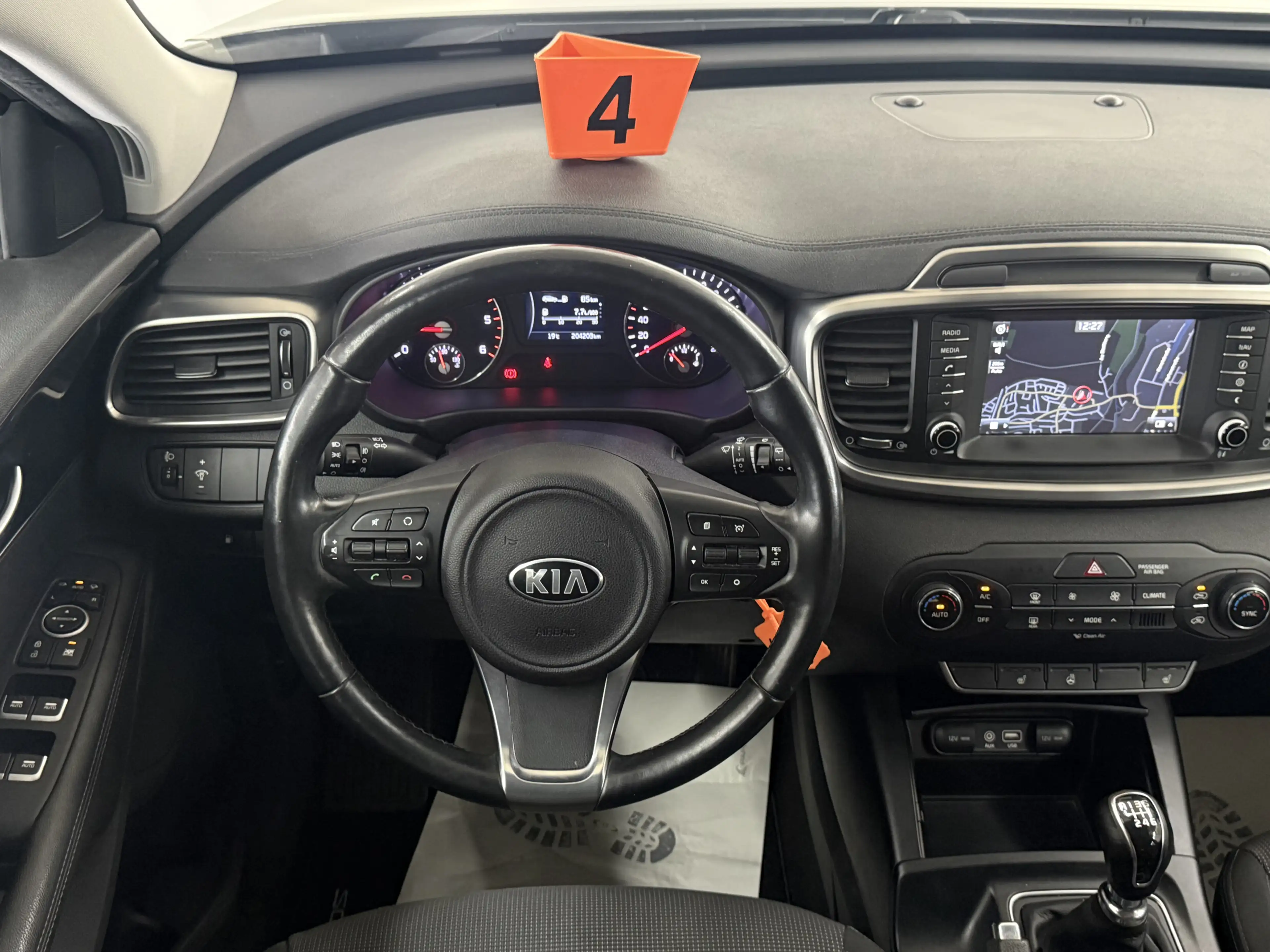 Kia Sorento Vision 2.2 1-Hand MwSt R-Kamera AHK BHZ — photo 11