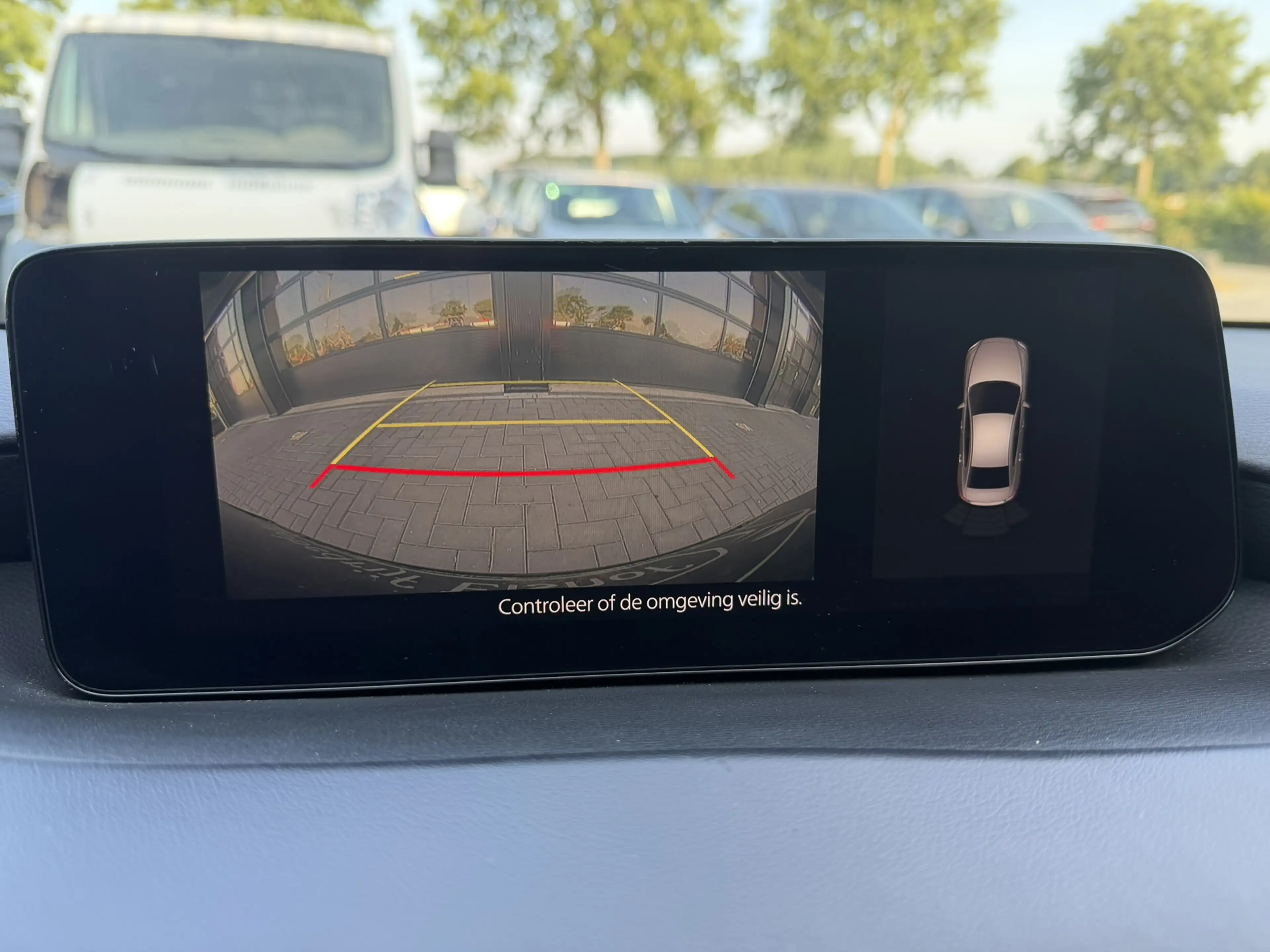 Mazda 3 2.5 e-SkyActiv-G Carplay — photo 7