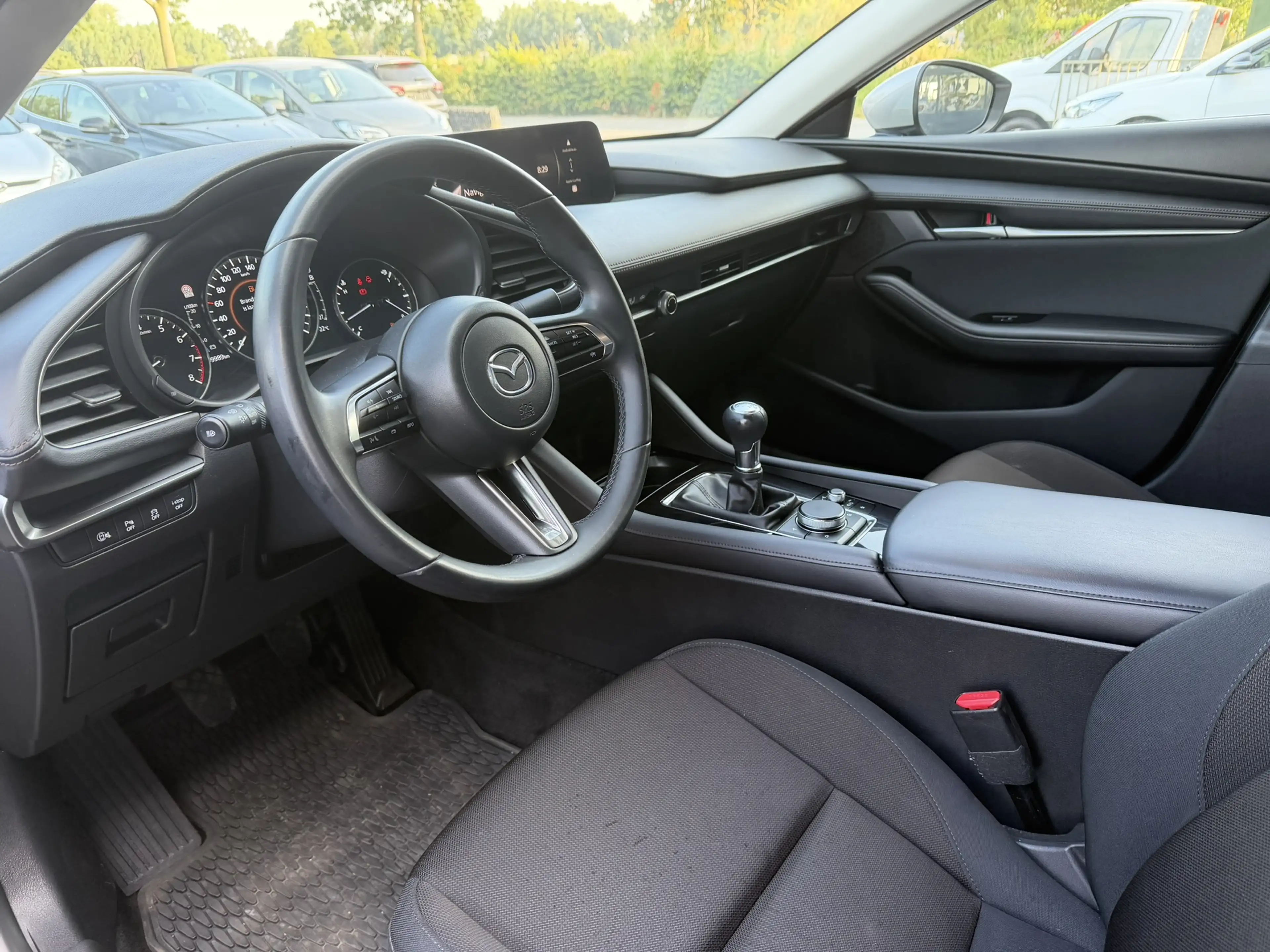 Mazda 3 2.5 e-SkyActiv-G Carplay — photo 8