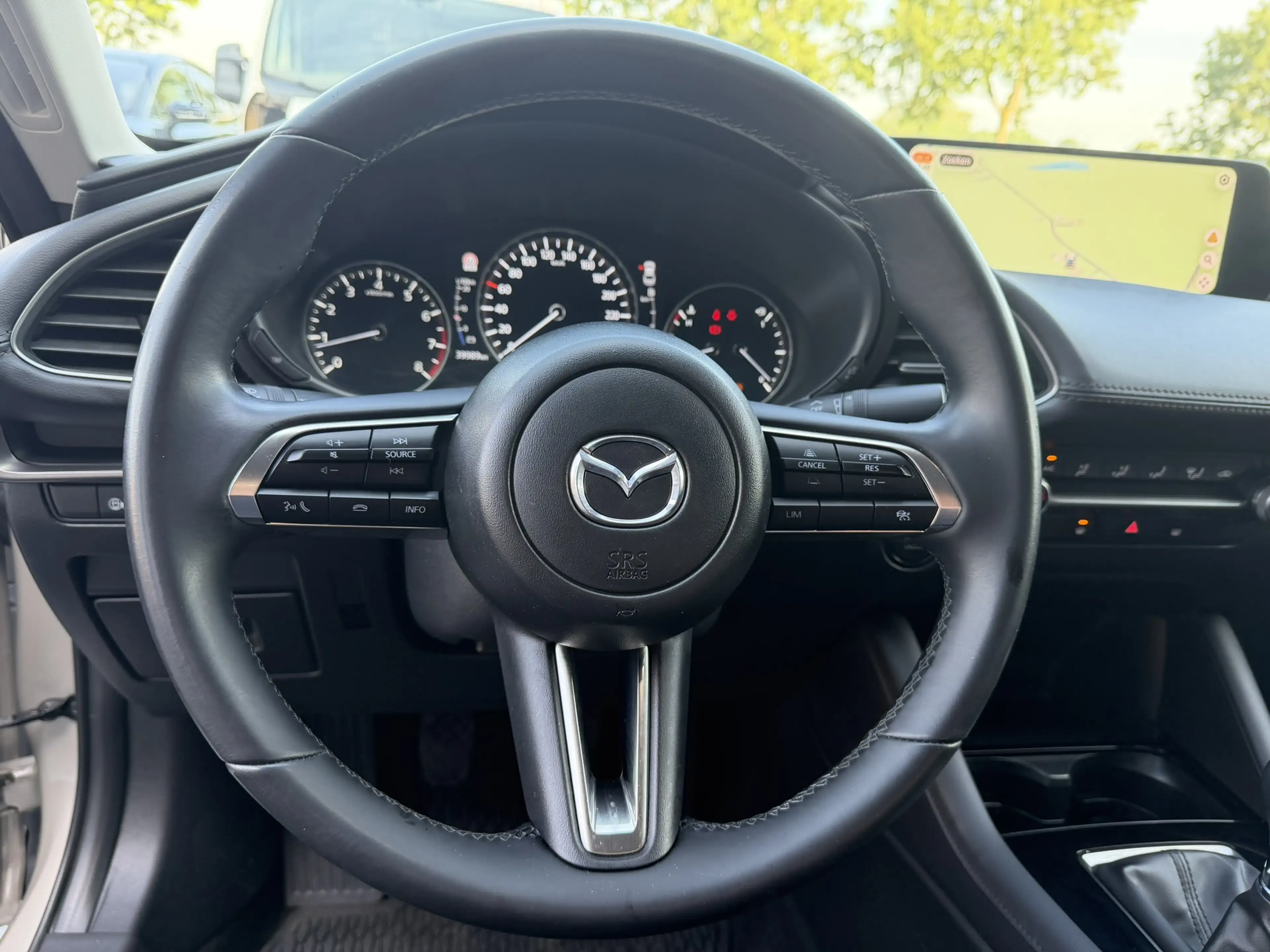 Mazda 3 2.5 e-SkyActiv-G Carplay — photo 5