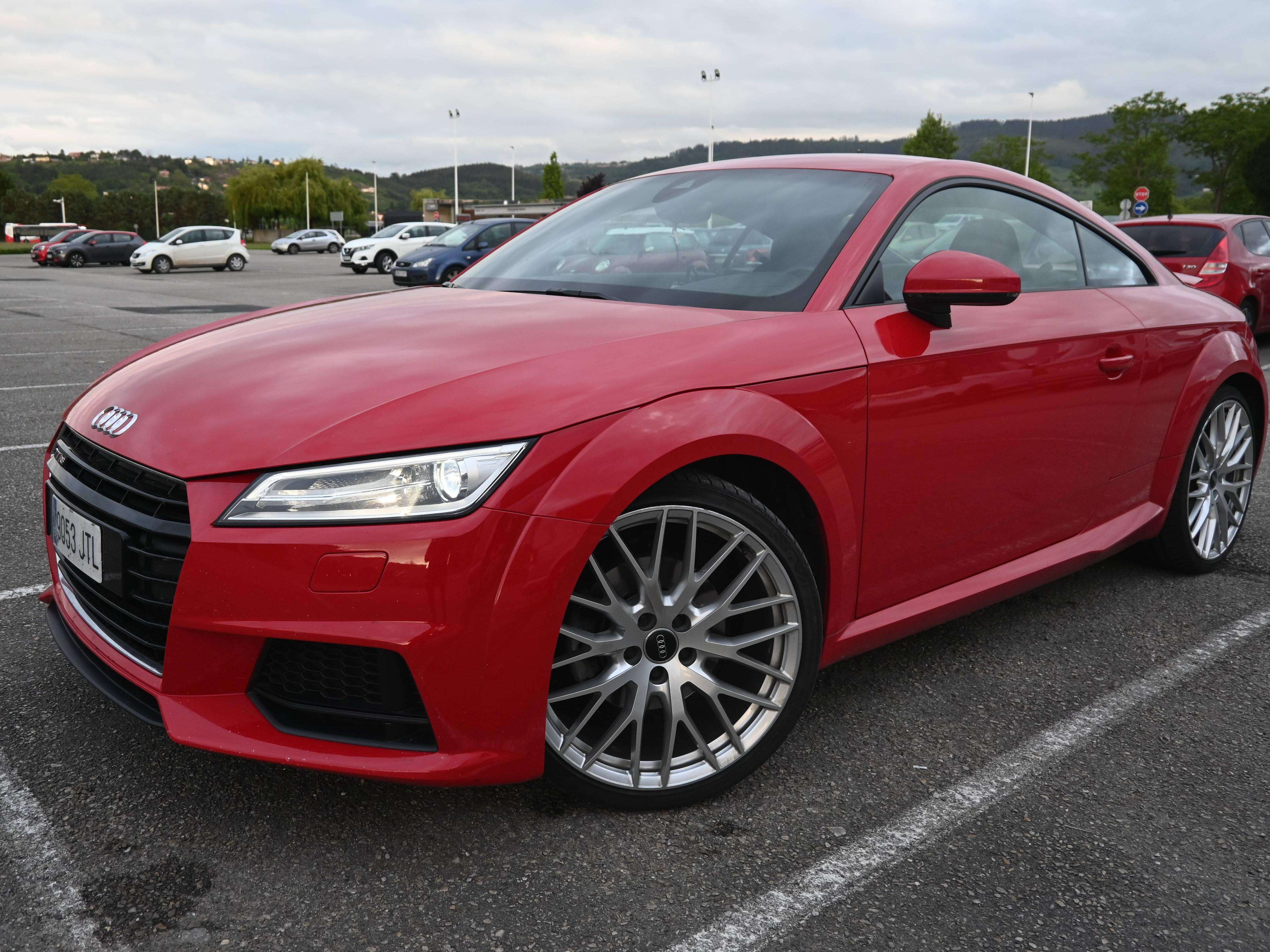 Audi TT TT Coupé 2.0 TFSI S line edition S line edition - foto 1