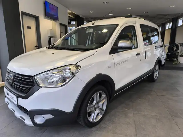 Dacia Dokker Stepw/Anhängerk/Klima/Navig/PDC/Sitzh.-