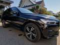 Volvo XC60 D4 R-Design Geartronic Schwarz - thumbnail 1