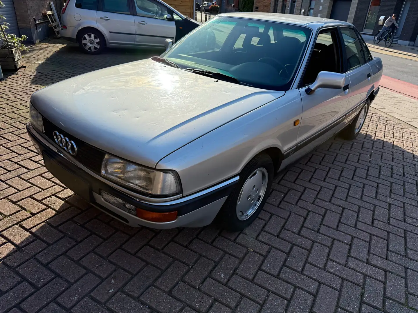 Audi 90 90 Stříbrná - 1