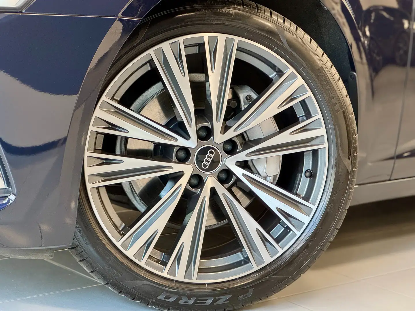 Audi A6 Avant 45 2.0 tfsi mhev Design quattro 265cvstronic Bleu - 2