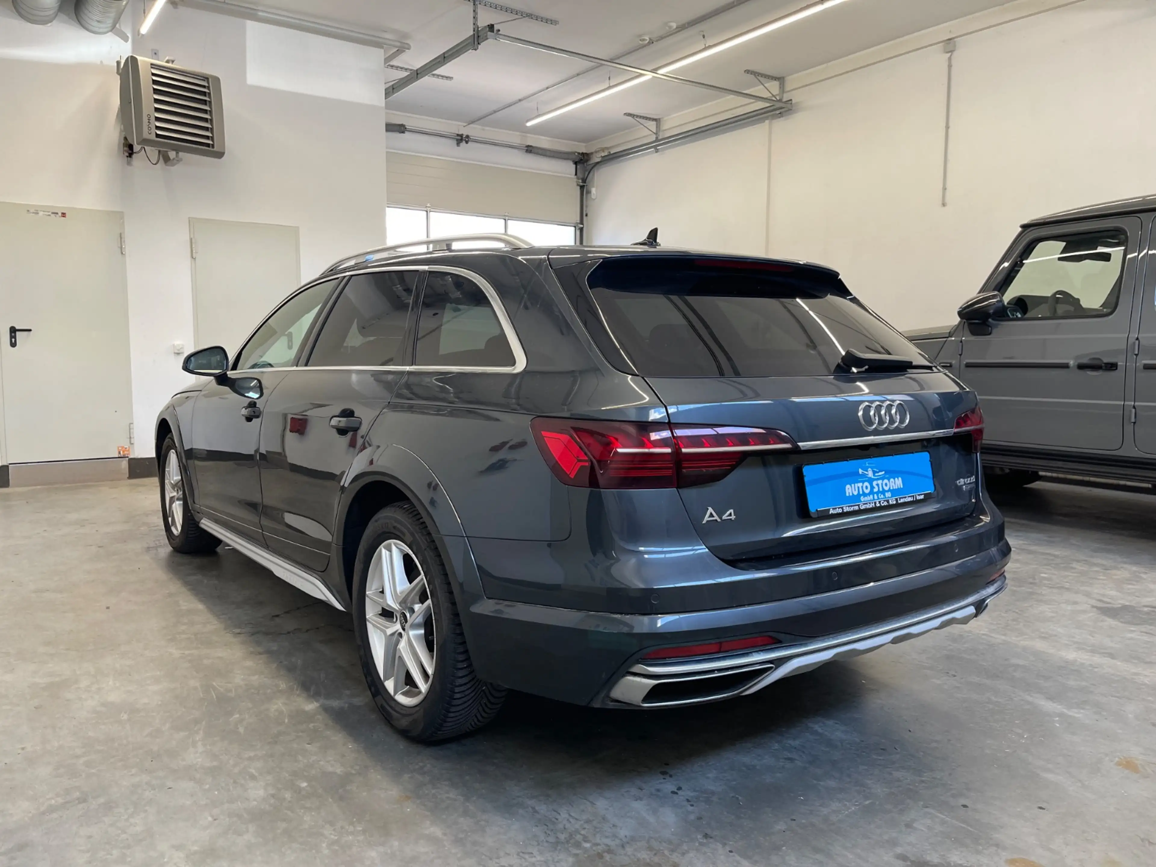 Audi A4 allroad quattro 40 TDI LED*NAVI*ACC*AHK* — photo 4