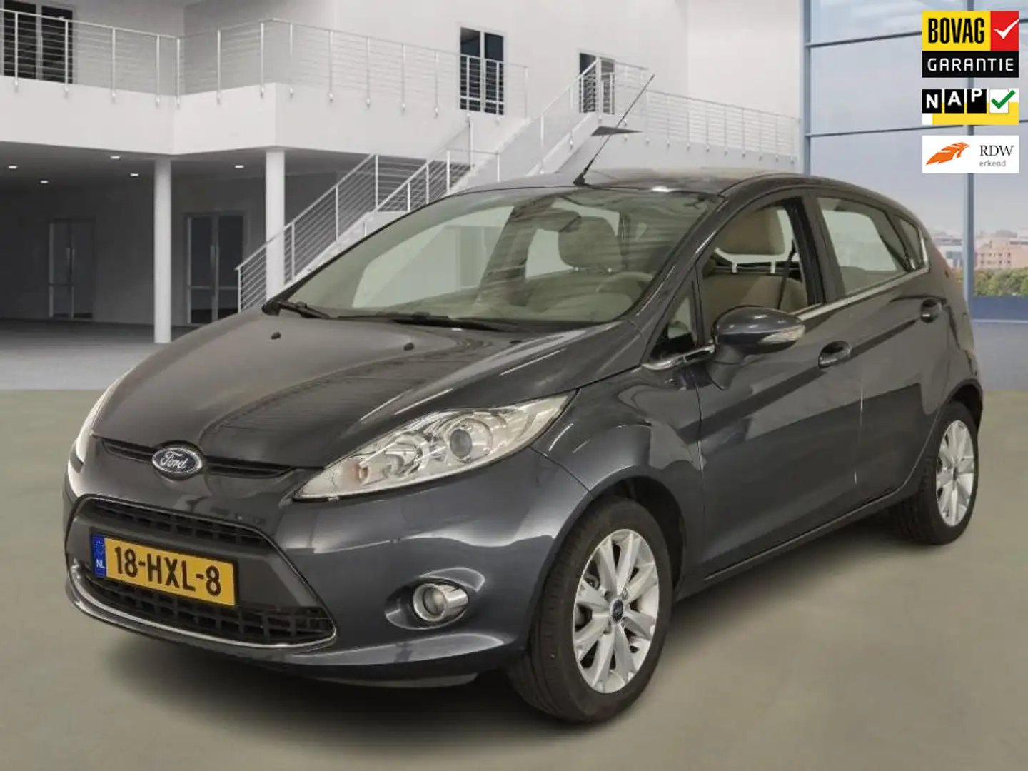 Ford Fiesta 1.25 Ghia1e Eigenaar 48.400 km +NAP Gris - 1