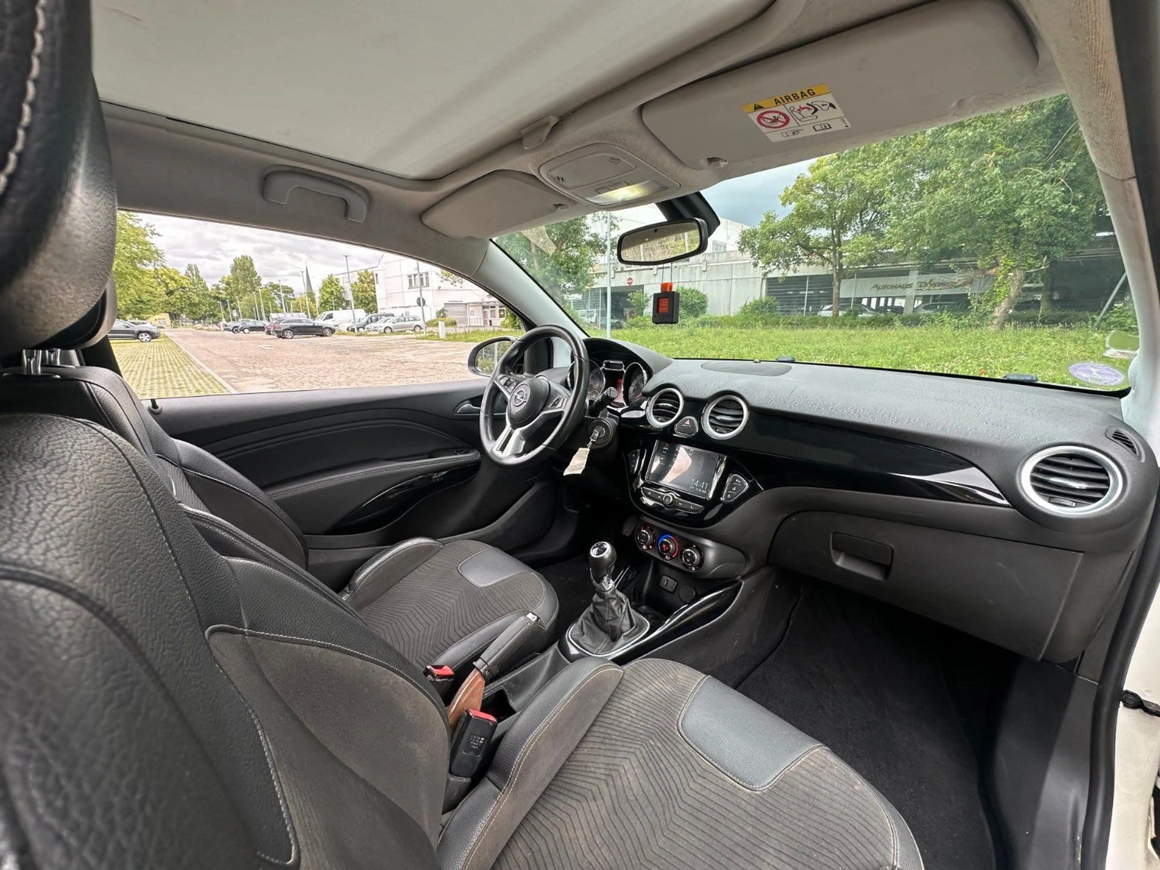 Opel Adam Adam Glam PANO. PDC. CARPLAY. KLIMA — photo 10