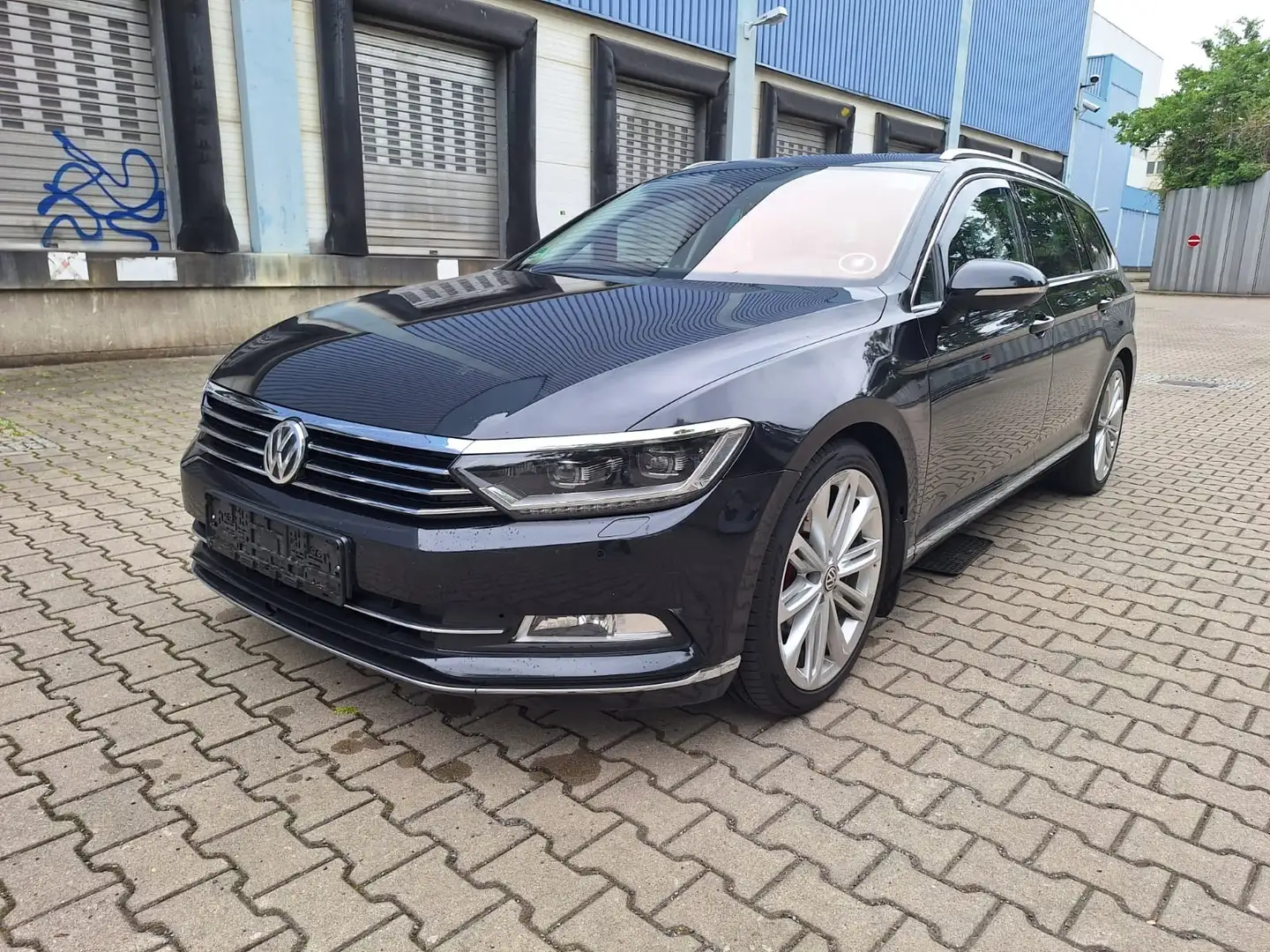 Volkswagen Passat Variant 2.0 TDI SCR DSG (BlueM. Tech) Highline - 1