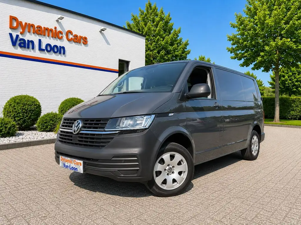 Volkswagen T6 Transporter 2022 из Европы — купить под ключ