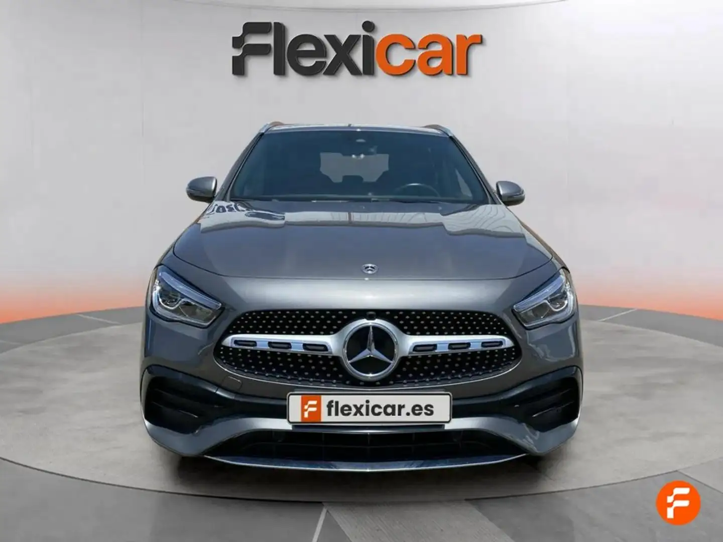 Mercedes-Benz GLA 200 D Żółty - 2