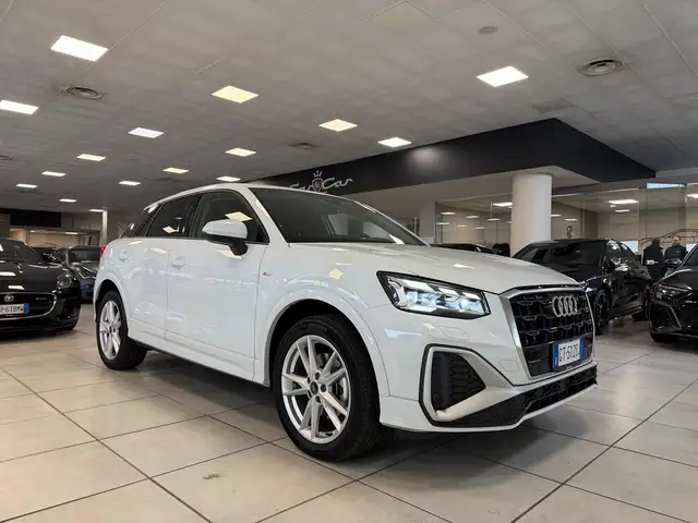 Audi Q2 35 2.0 tdi S line edition s-tronic