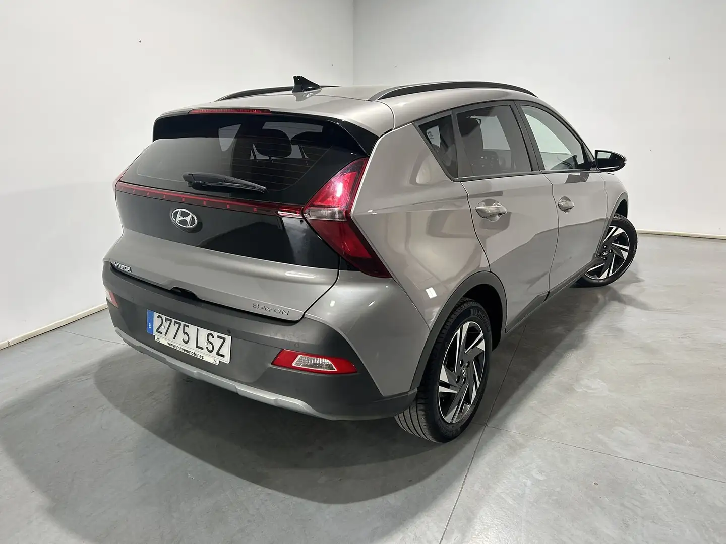 Hyundai BAYON 1.2 MPI Maxx Beige - 2