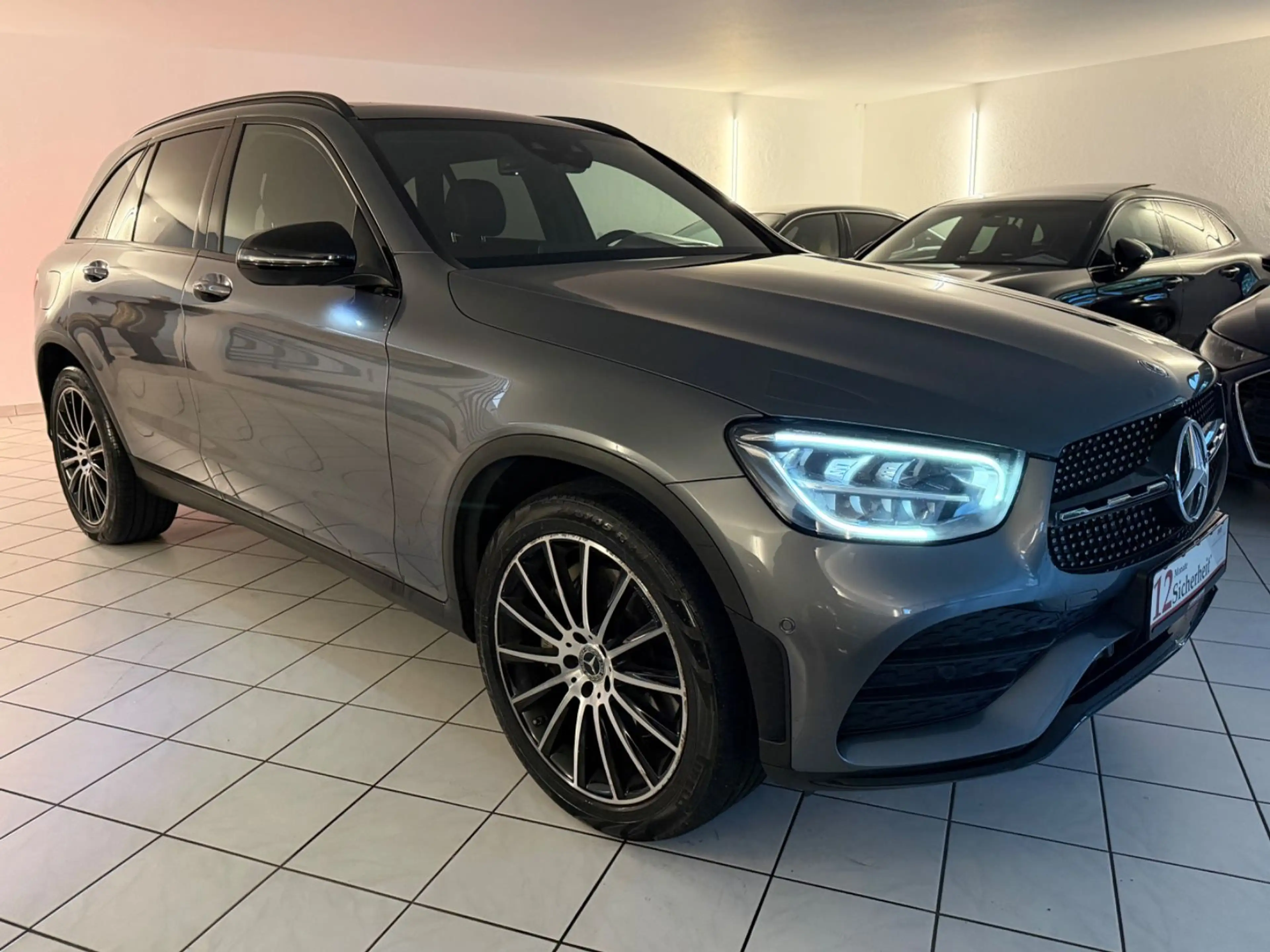 Mercedes-Benz GLC 220 GLC220d 4Matic,AMG-Line,Pano,Ahk,Led,8x-Fach