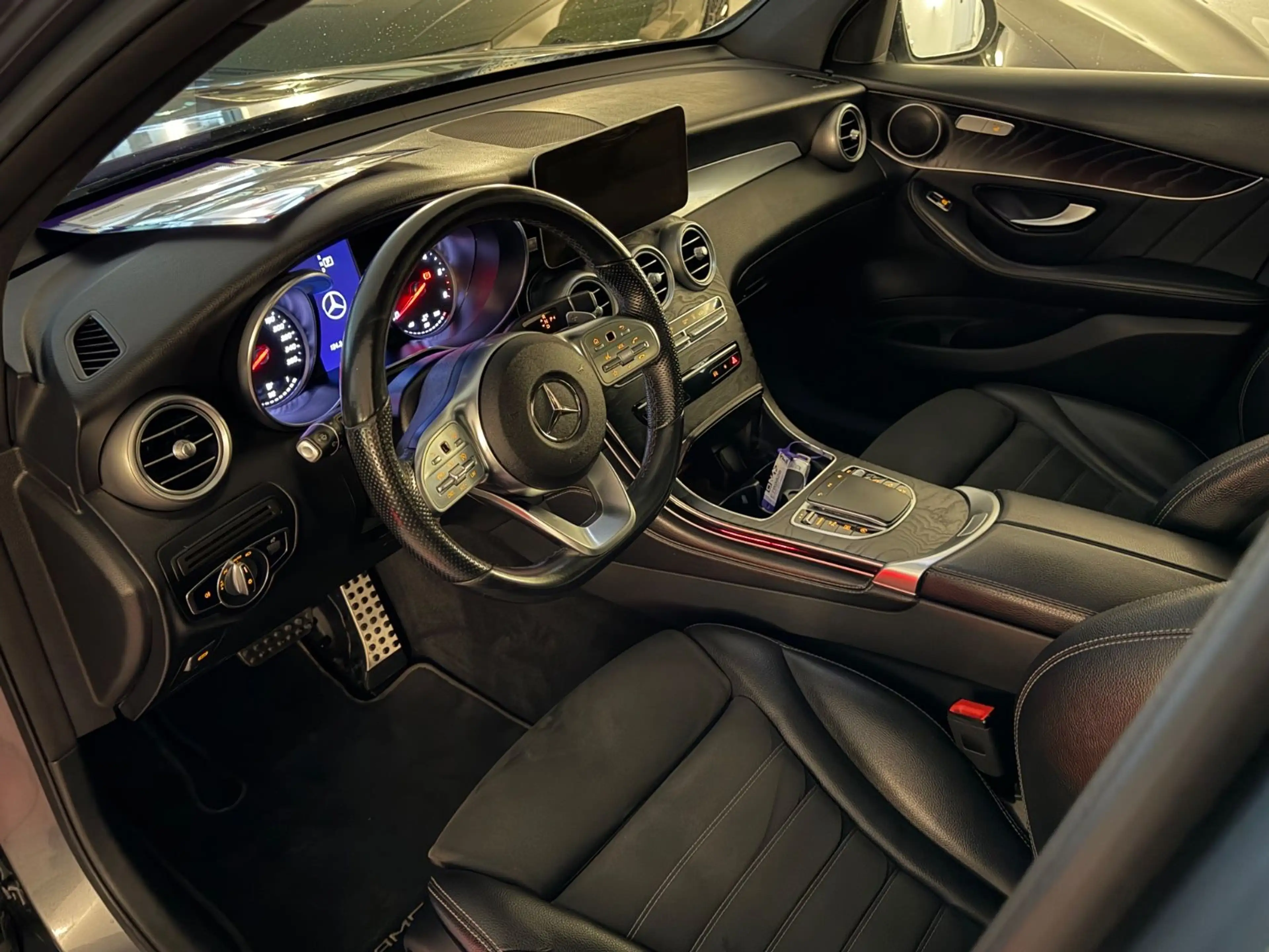 Mercedes-Benz GLC 220 GLC220d 4Matic,AMG-Line,Pano,Ahk,Led,8x-Fach — photo 10