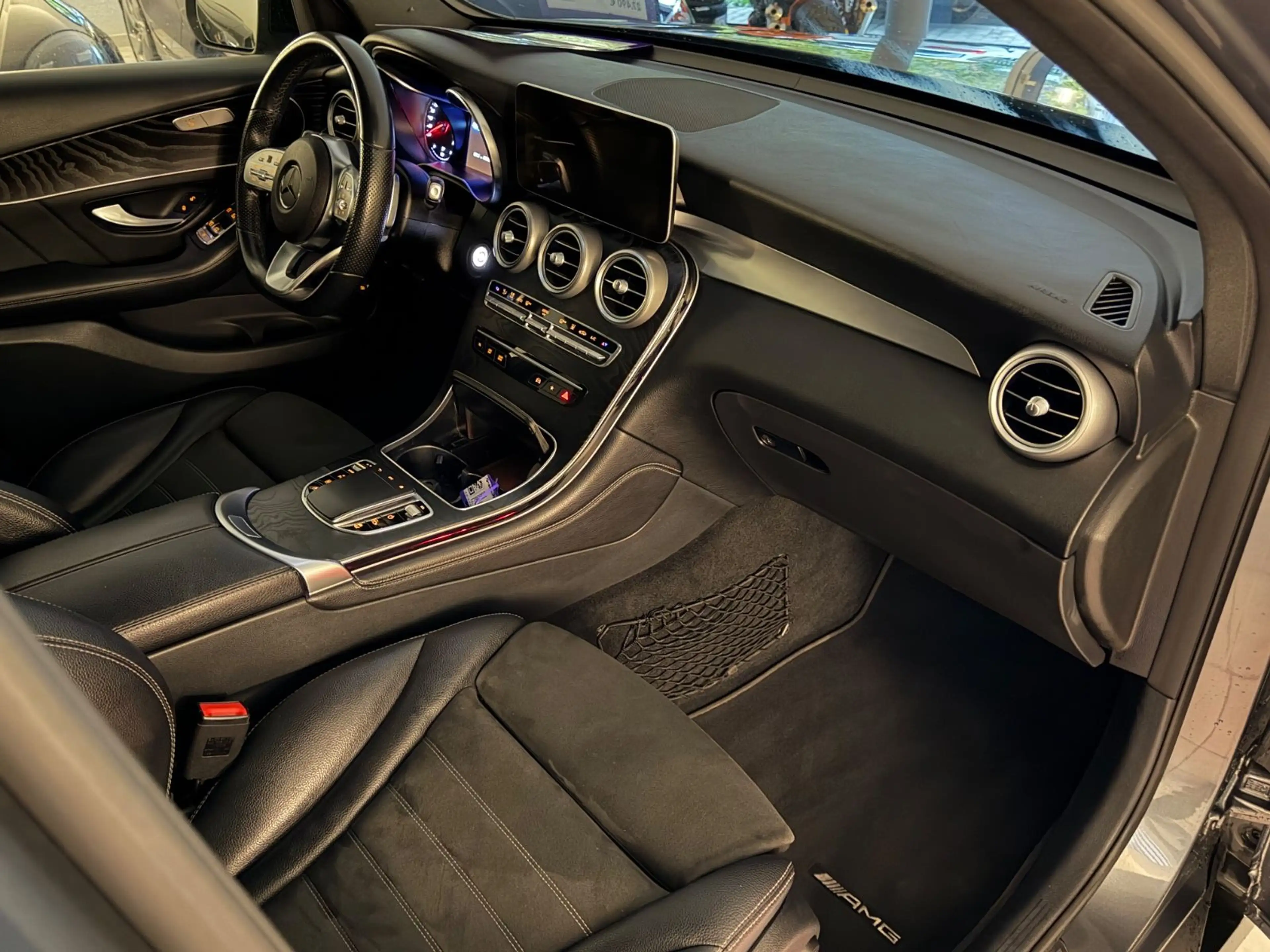 Mercedes-Benz GLC 220 GLC220d 4Matic,AMG-Line,Pano,Ahk,Led,8x-Fach — photo 12