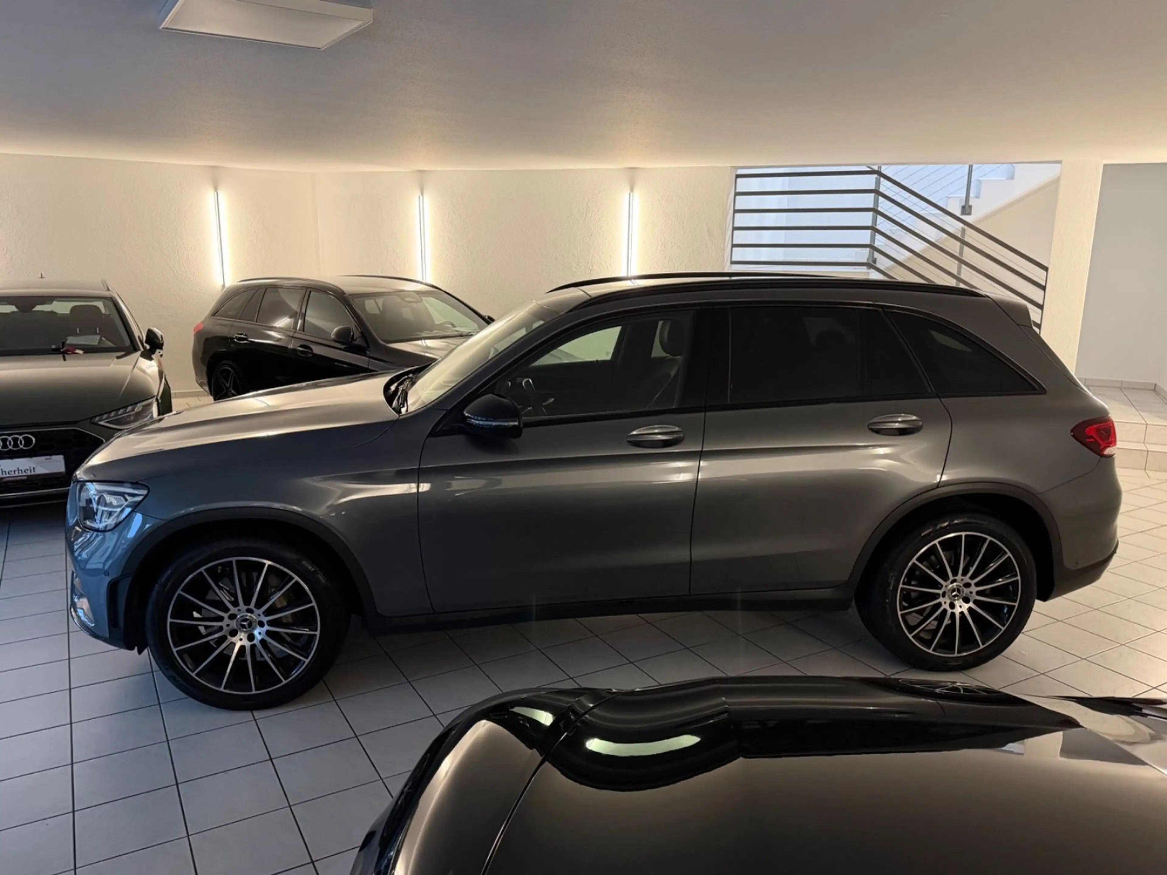 Mercedes-Benz GLC 220 GLC220d 4Matic,AMG-Line,Pano,Ahk,Led,8x-Fach — photo 4