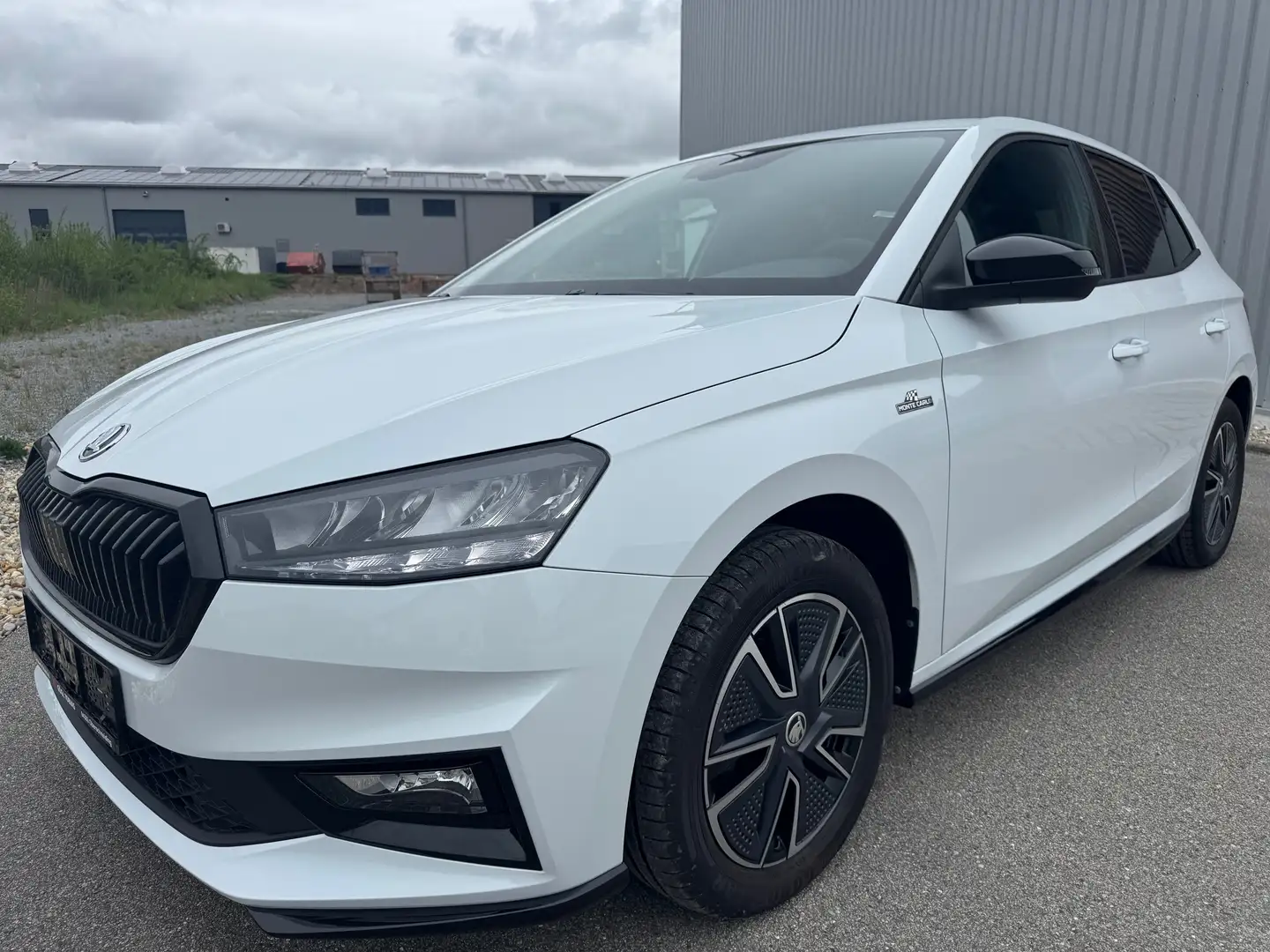 Skoda Fabia Monte Carlo *LED*SPORTPAKET*DAB*TOP*SOFORT VERF.* Weiß - 1