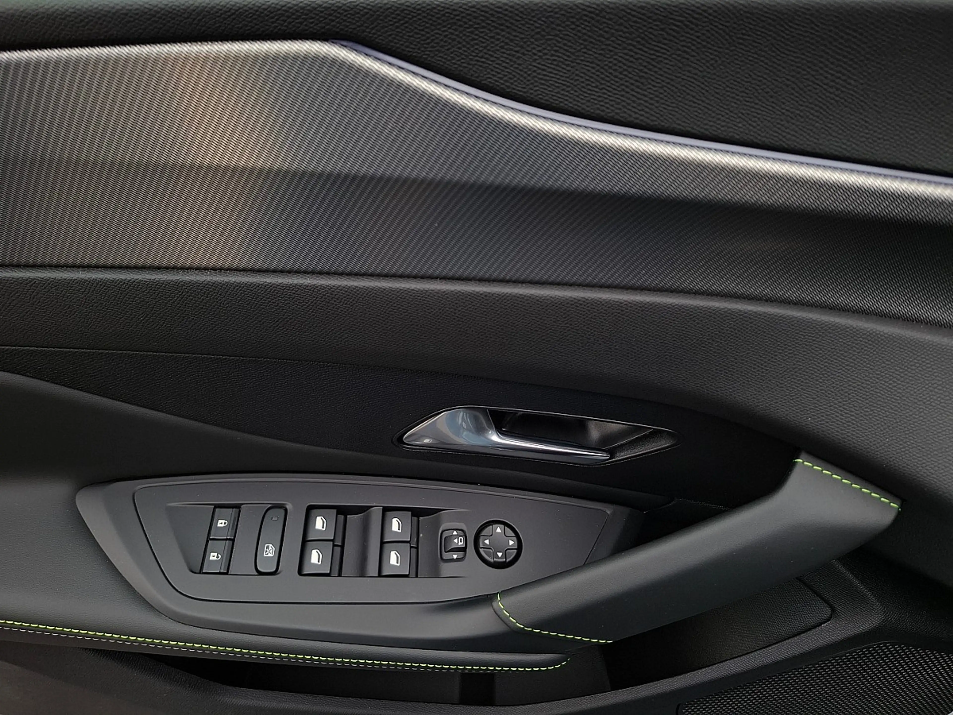 Peugeot 308 e SW 156PS 58kWh GT "sofort verfügbar" — photo 4