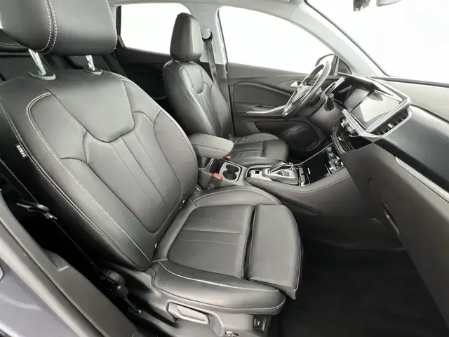 Opel Grandland view 9