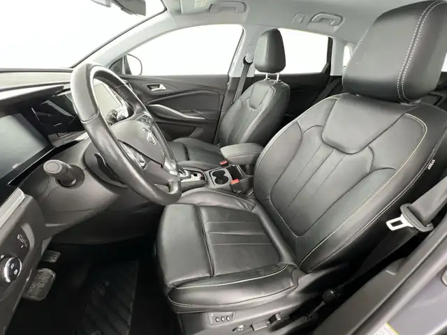 Opel Grandland view 7