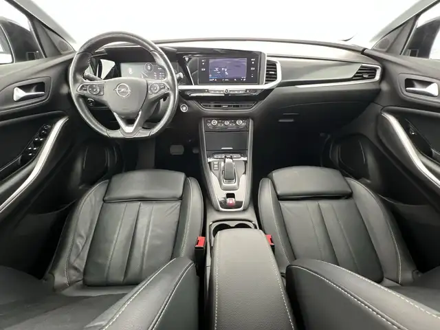 Opel Grandland view 6