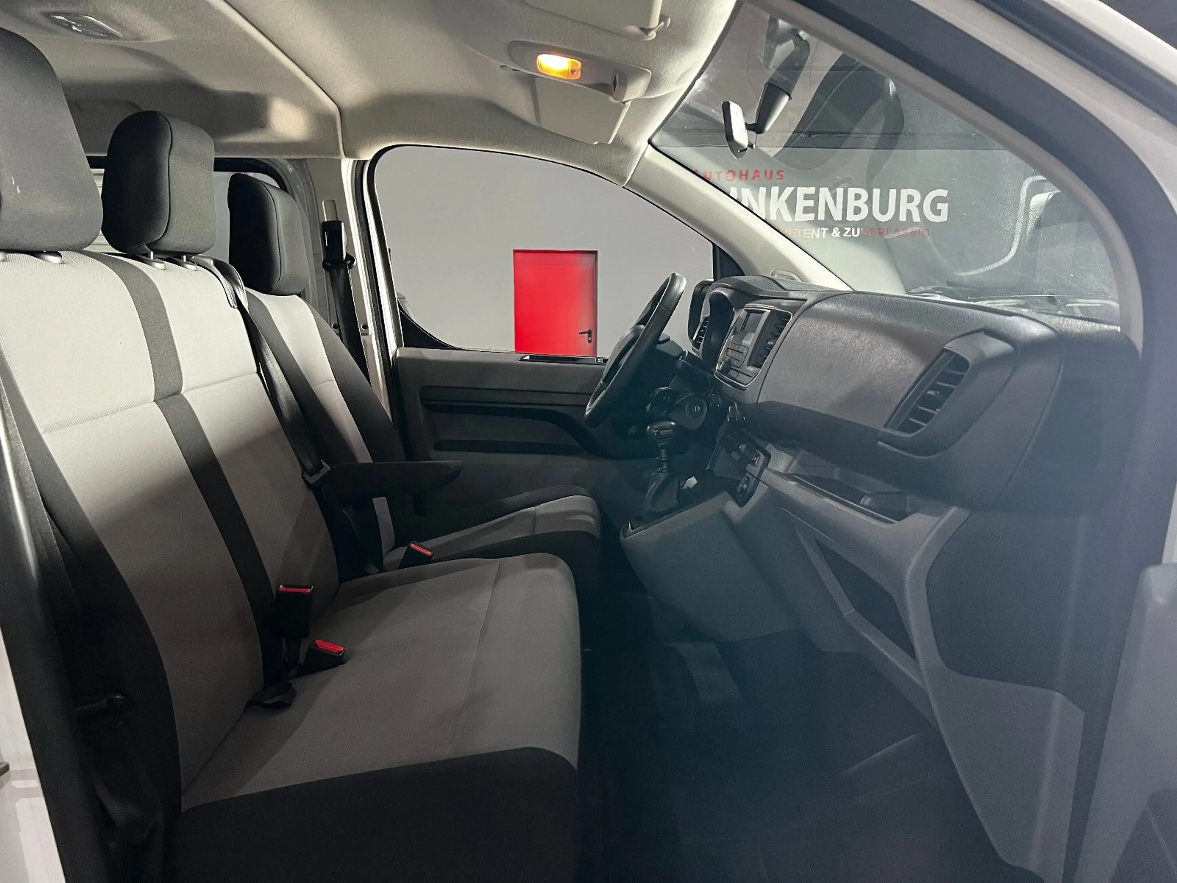 Peugeot Expert Traveller L2 9 SITZE/TEMPOMAT/PDC/KLIMA — photo 14