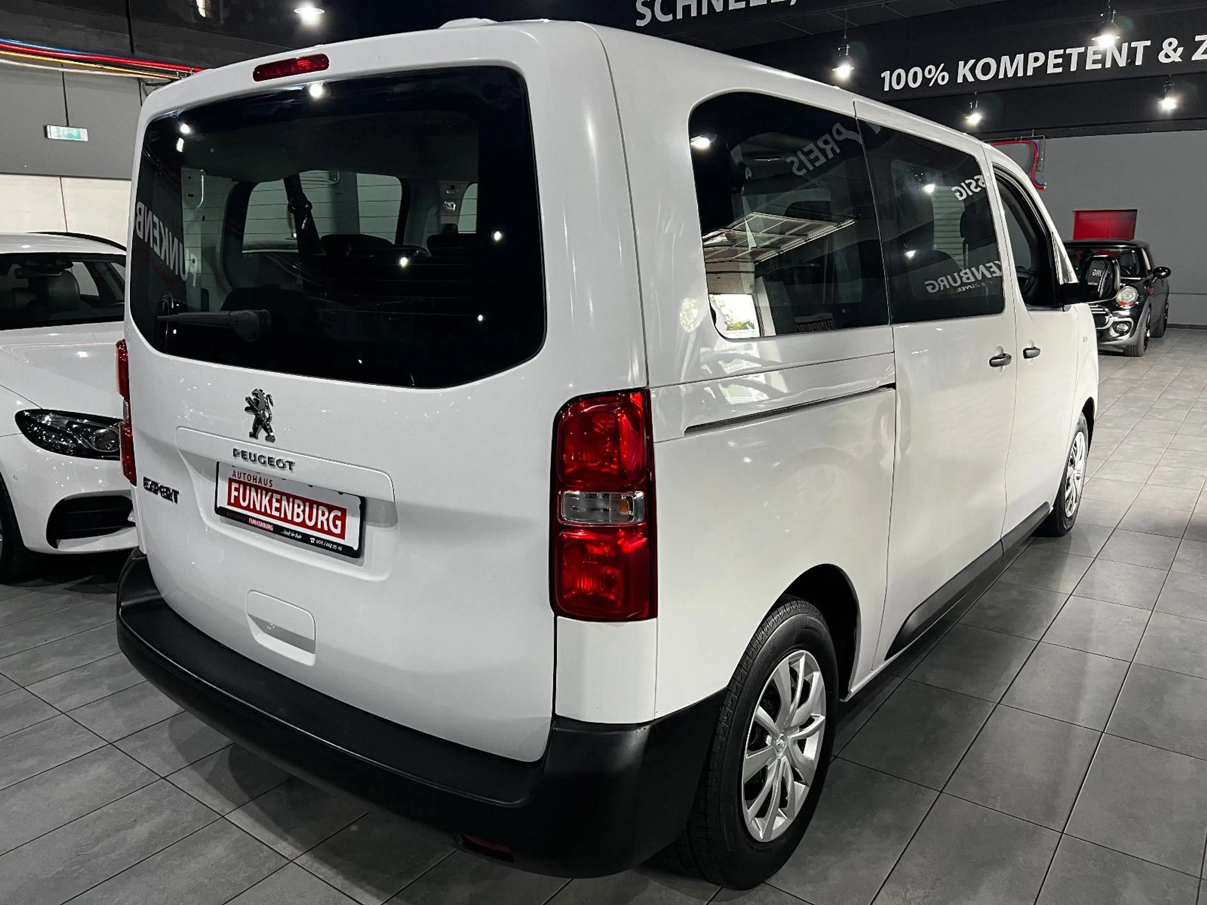Peugeot Expert Traveller L2 9 SITZE/TEMPOMAT/PDC/KLIMA — photo 7