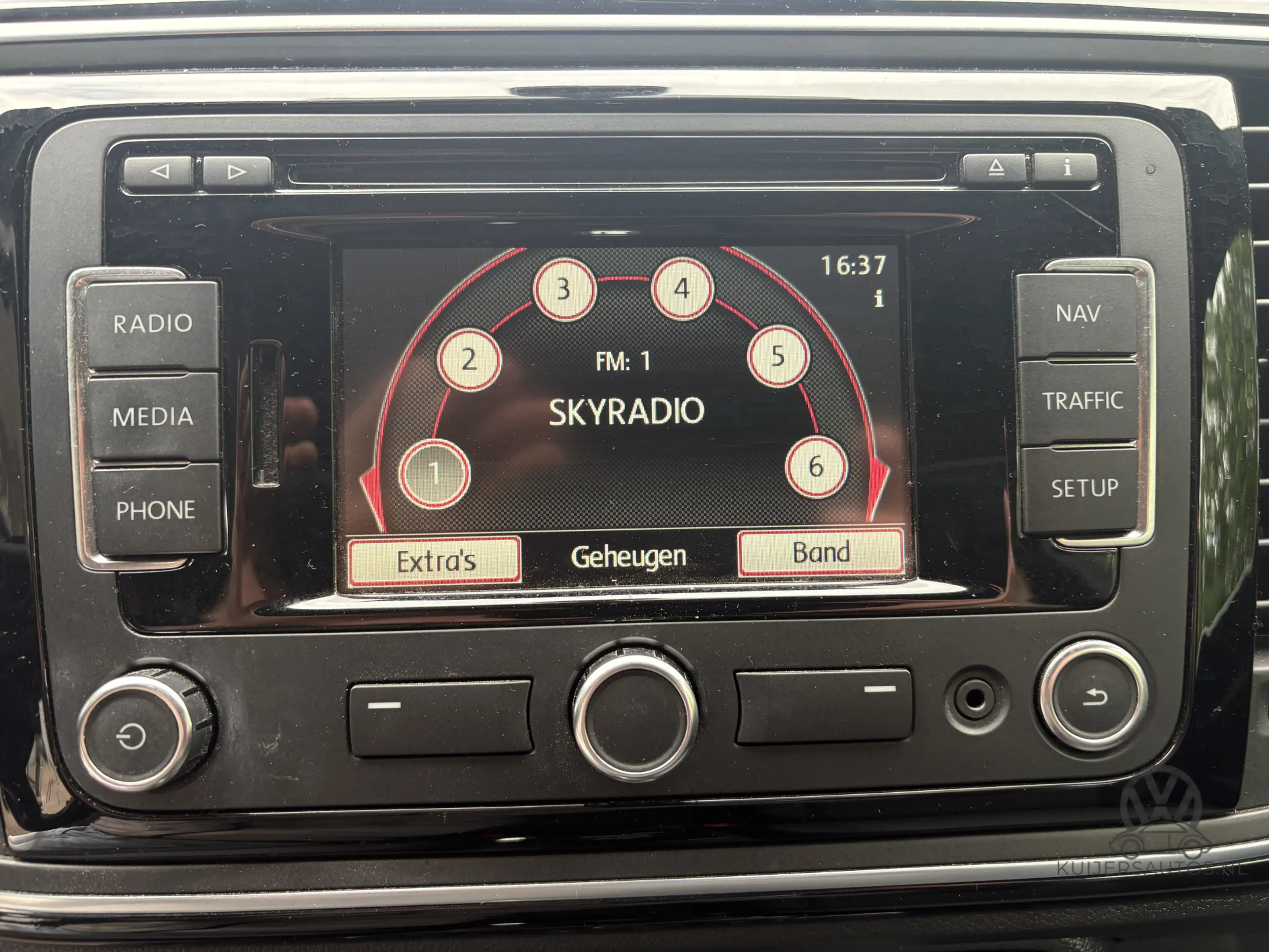 Volkswagen Beetle 1.4 TSI | PDC |18'' LMV | CRUISE | — photo 15