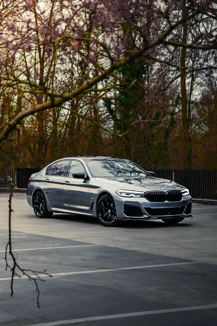 BMW 530 530e M Pakket Sport Edition Grijs - 1