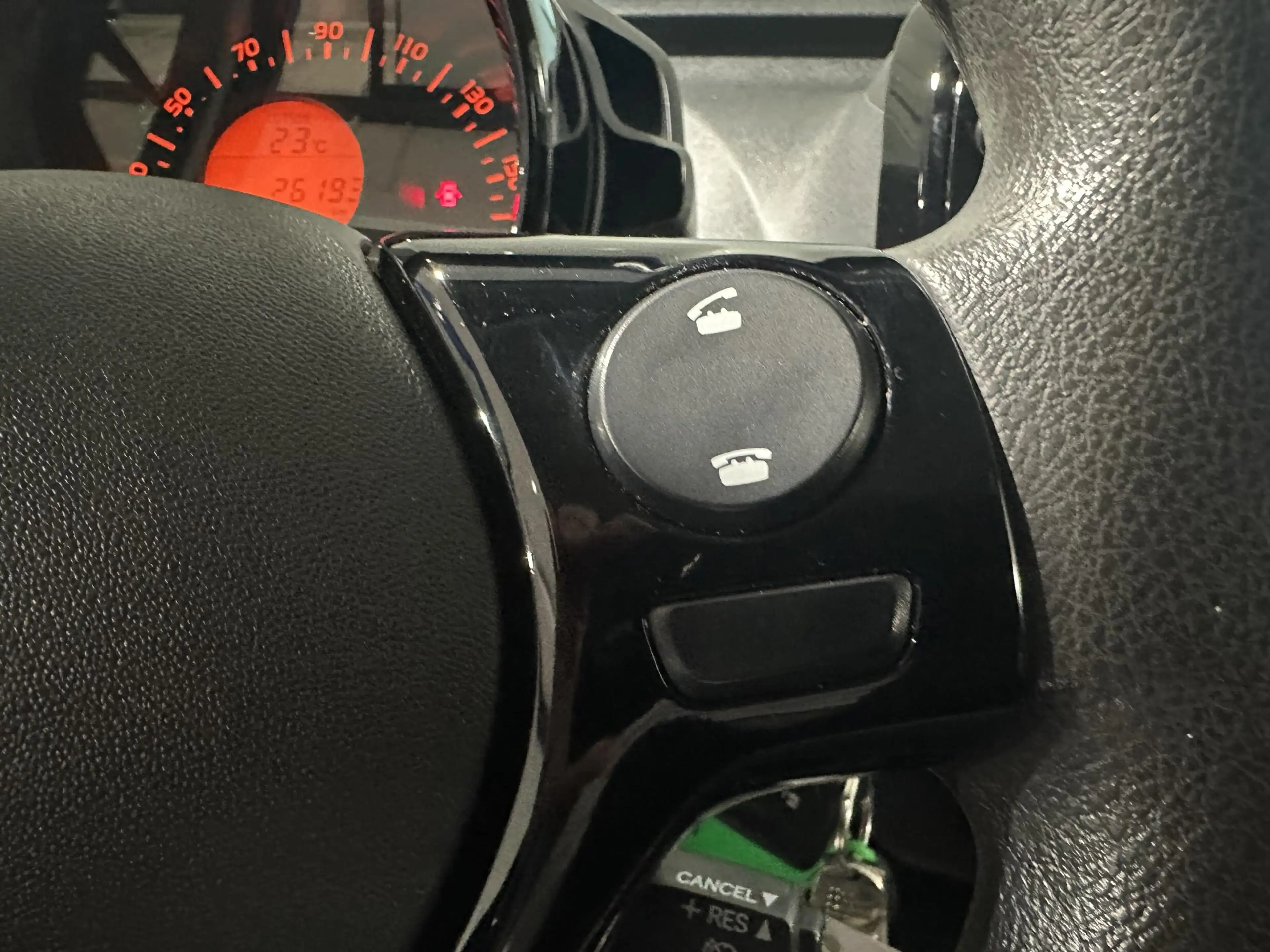 Citroen C1 1.0 VTi Feel — photo 14