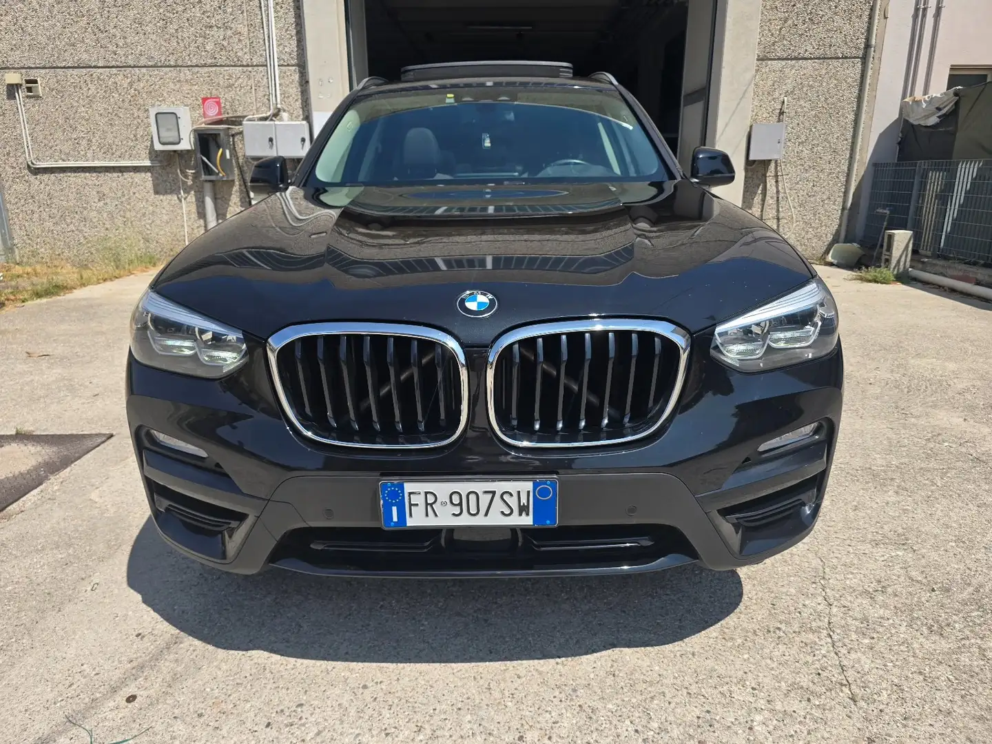 BMW X3 2.0 x drive Luxury 190 cv Nero - 2