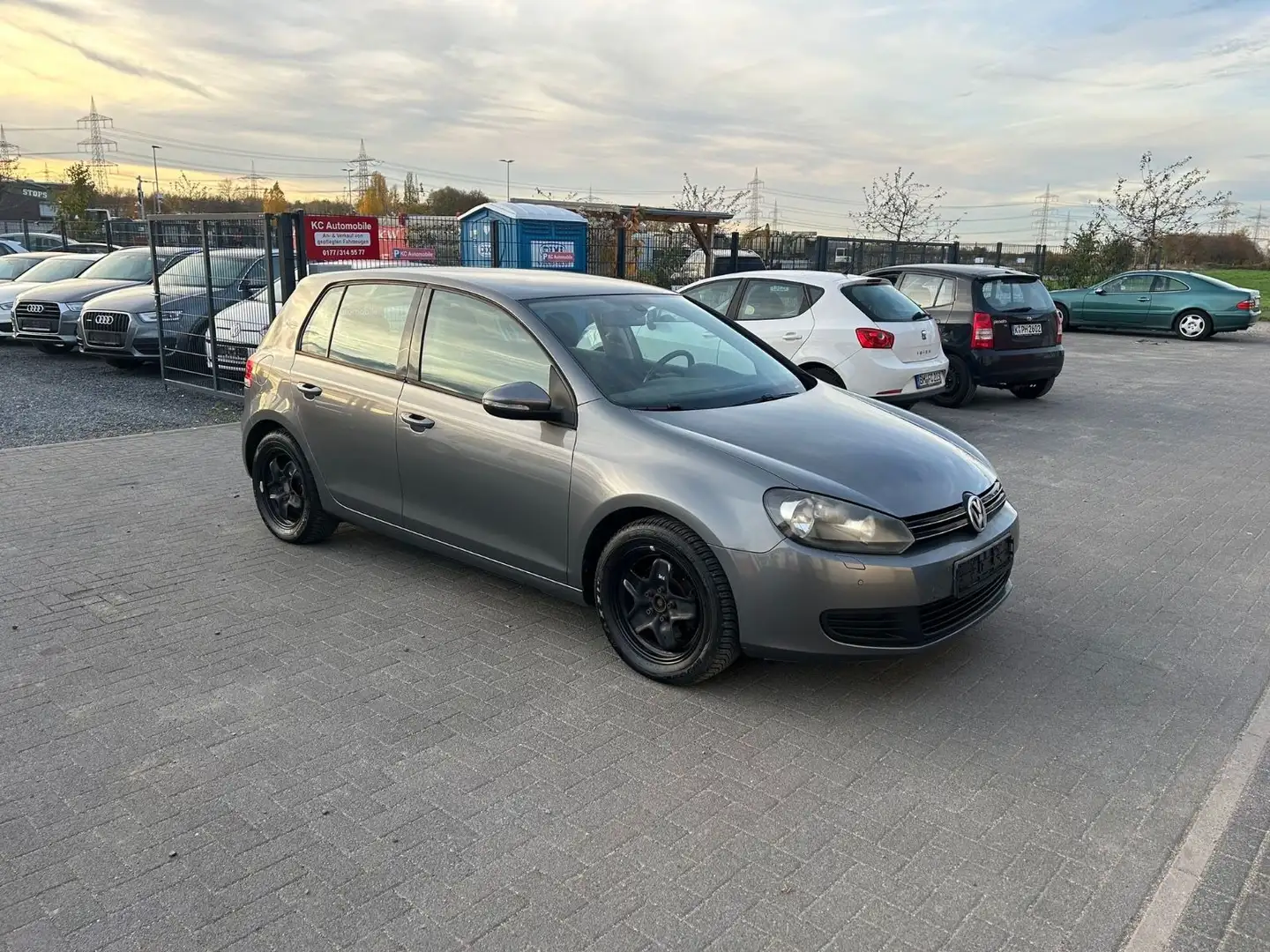 Volkswagen Golf VI Comfortline*EURO5*1HAND*GETRIEBE PROBLEM Grau - 1