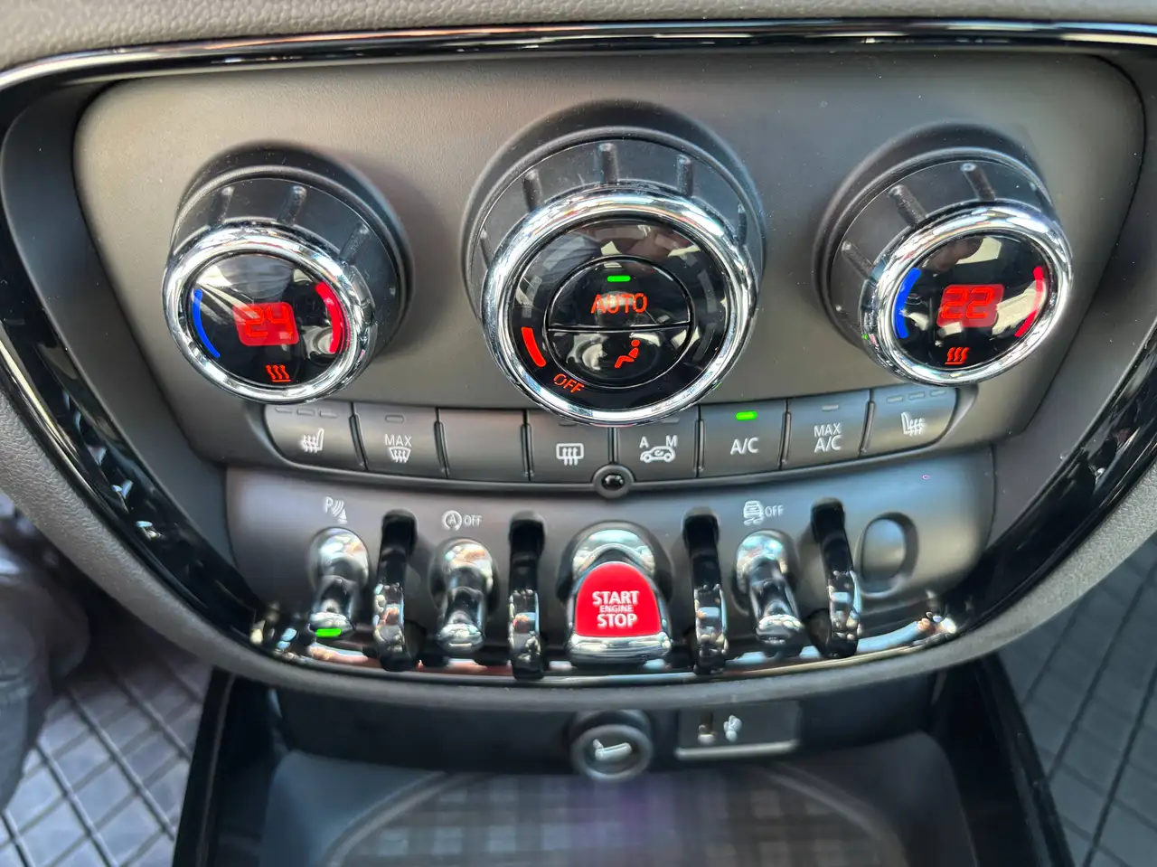 MINI Cooper IV F54 2019 Clubman 2.0 auto, миниатюра 18