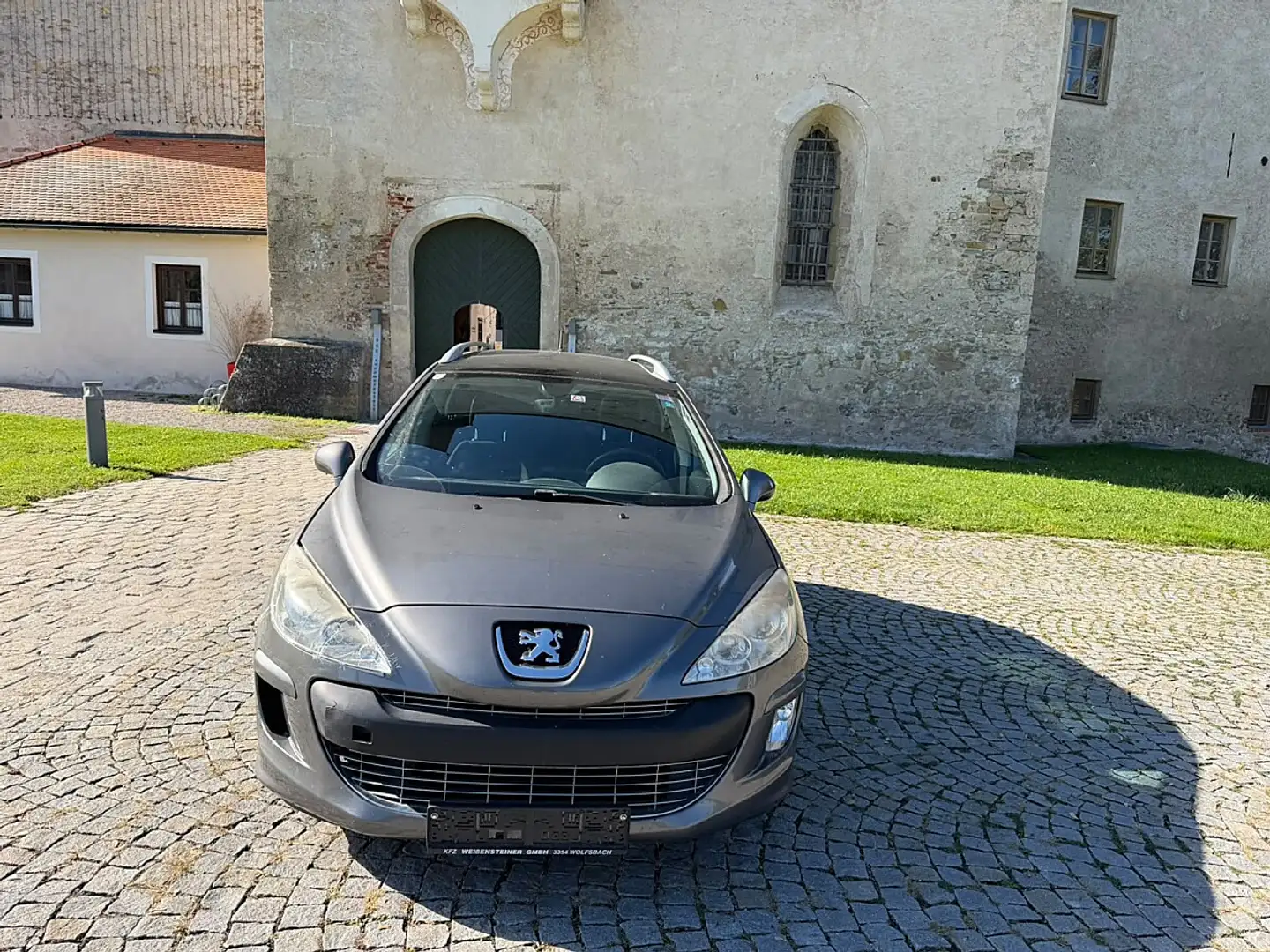 Peugeot 308 1.6 HDi 110 FAP SW Premium Grau - 1