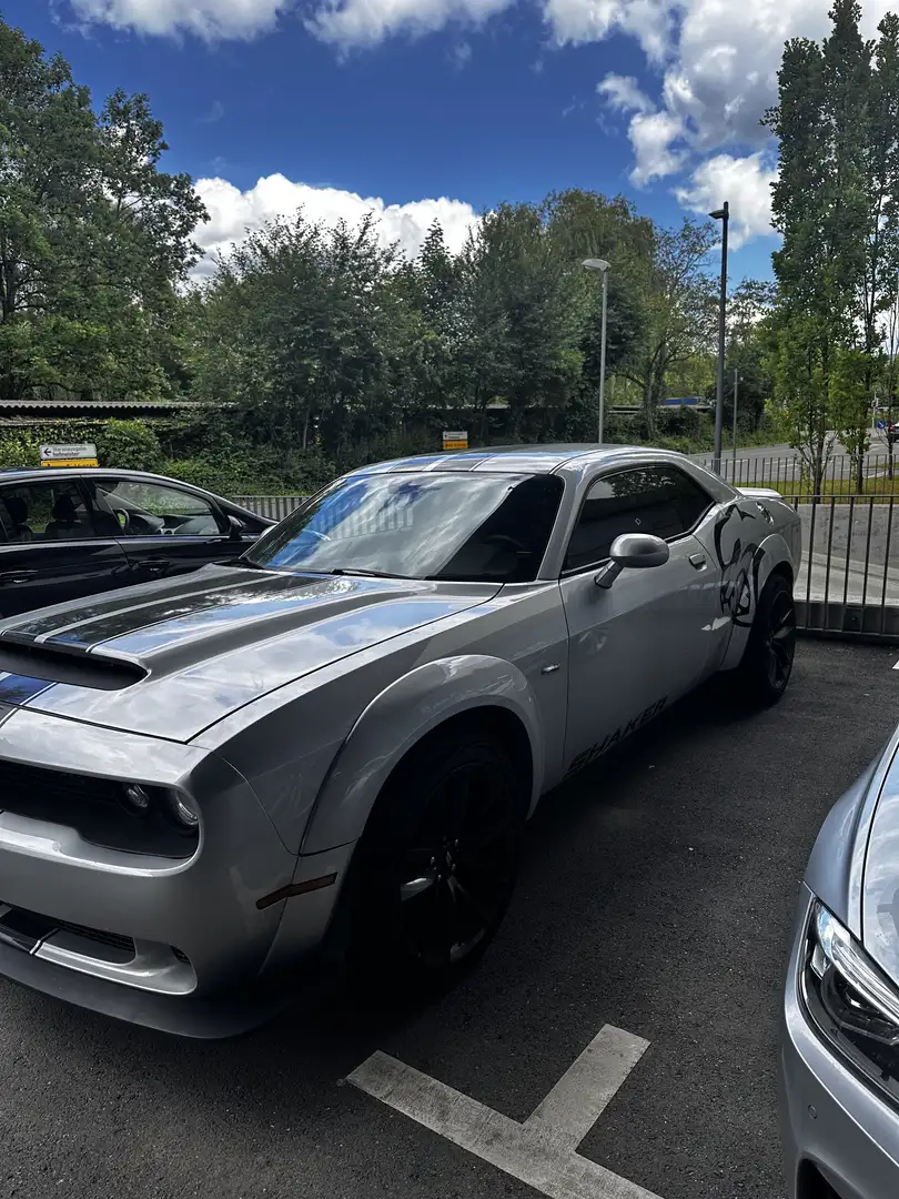 Dodge Challenger Automatik SXT Plus - 2