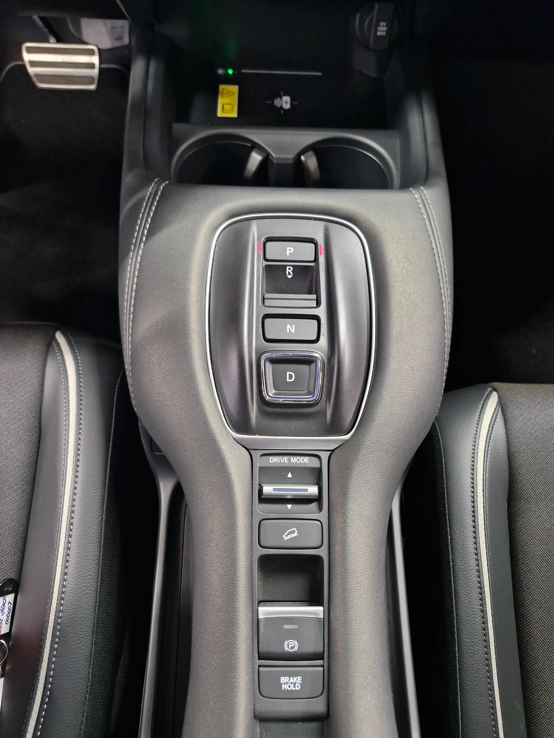 Honda ZR-V 2.0 i-MMD Hybrid Sport — photo 11