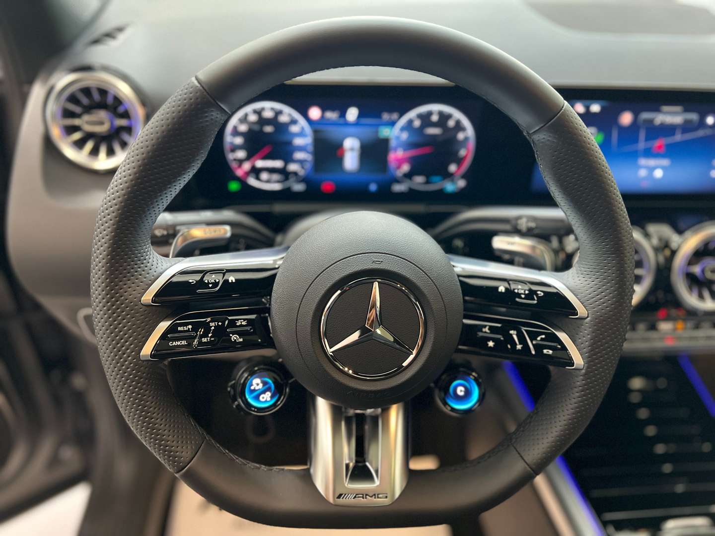 Mercedes GLA 35 AMG Line - 2025 - Joinsteer - #14