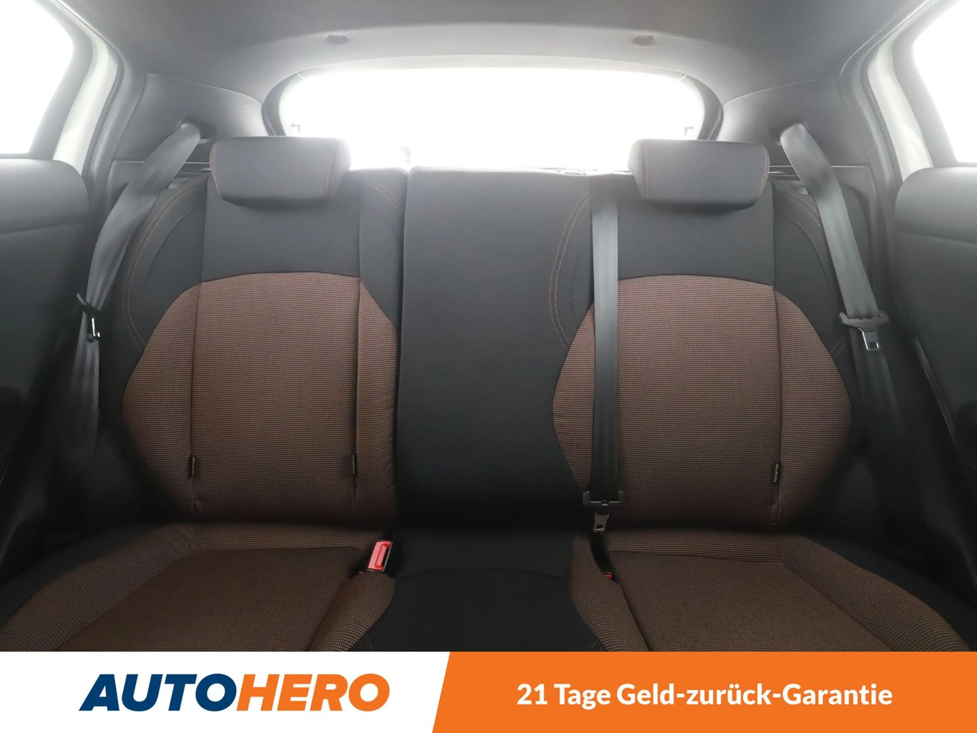 Alfa Romeo Giulietta 1.4 Turbo Distinctive *PDC*TEMPO*BT*KLIMAAUT* — photo 15