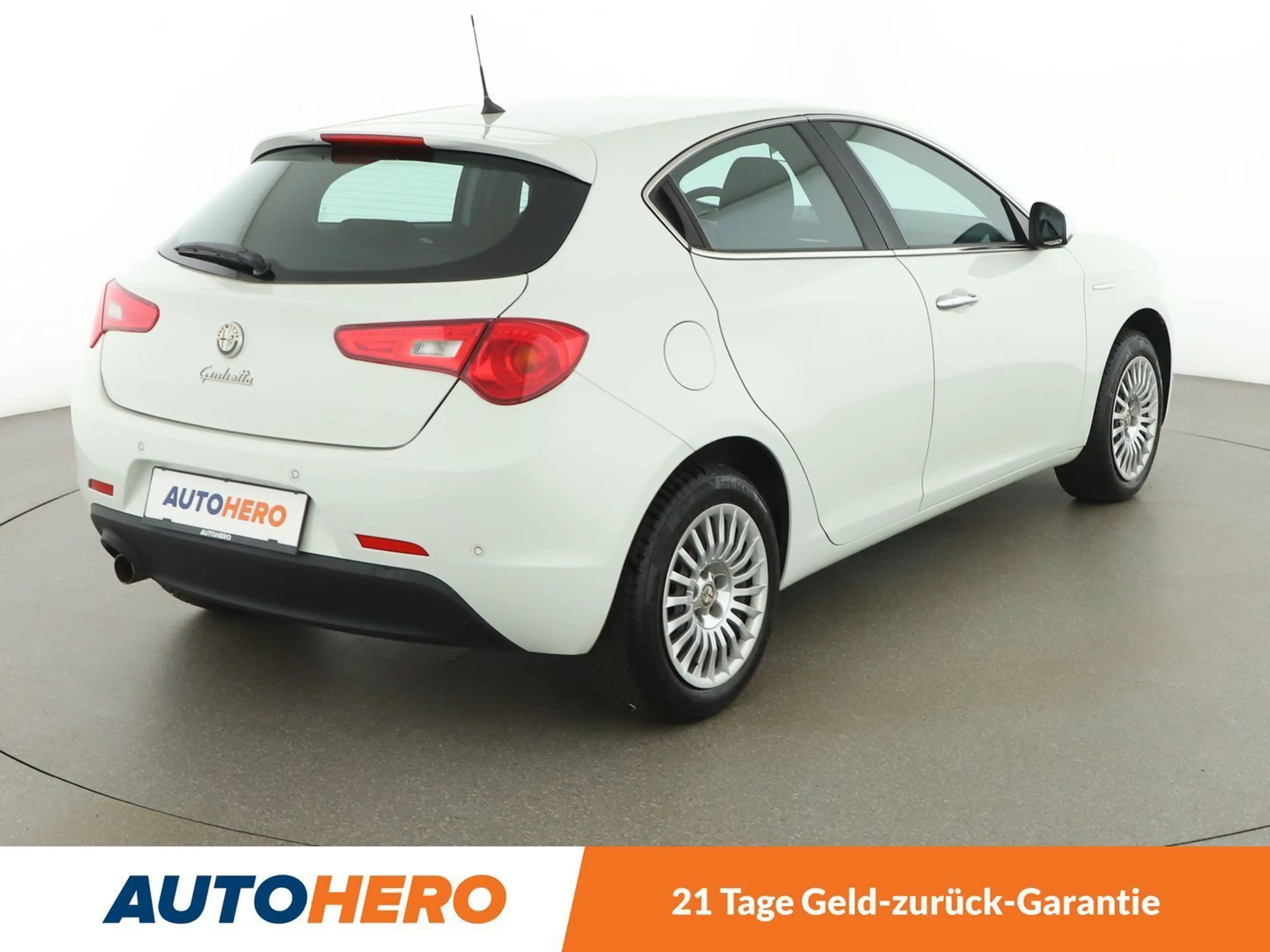Alfa Romeo Giulietta 1.4 Turbo Distinctive *PDC*TEMPO*BT*KLIMAAUT* — photo 6