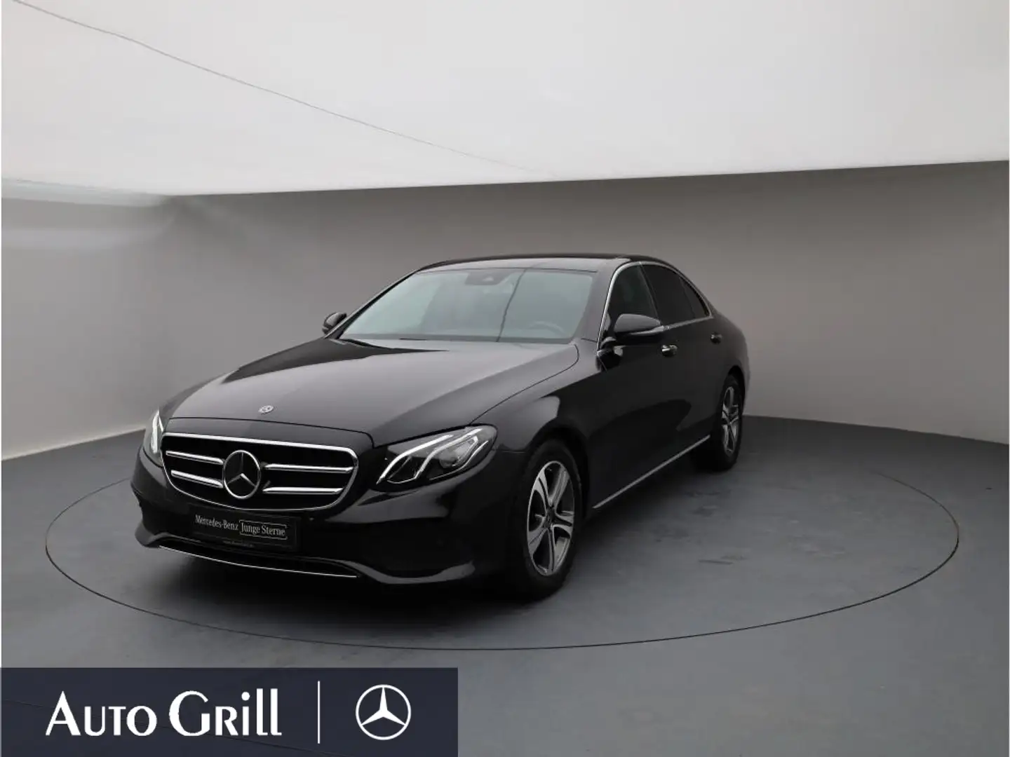 Mercedes-Benz E 220 d Avantgarde Comand DAB StdHzg Distr+ Mem Nero - 1