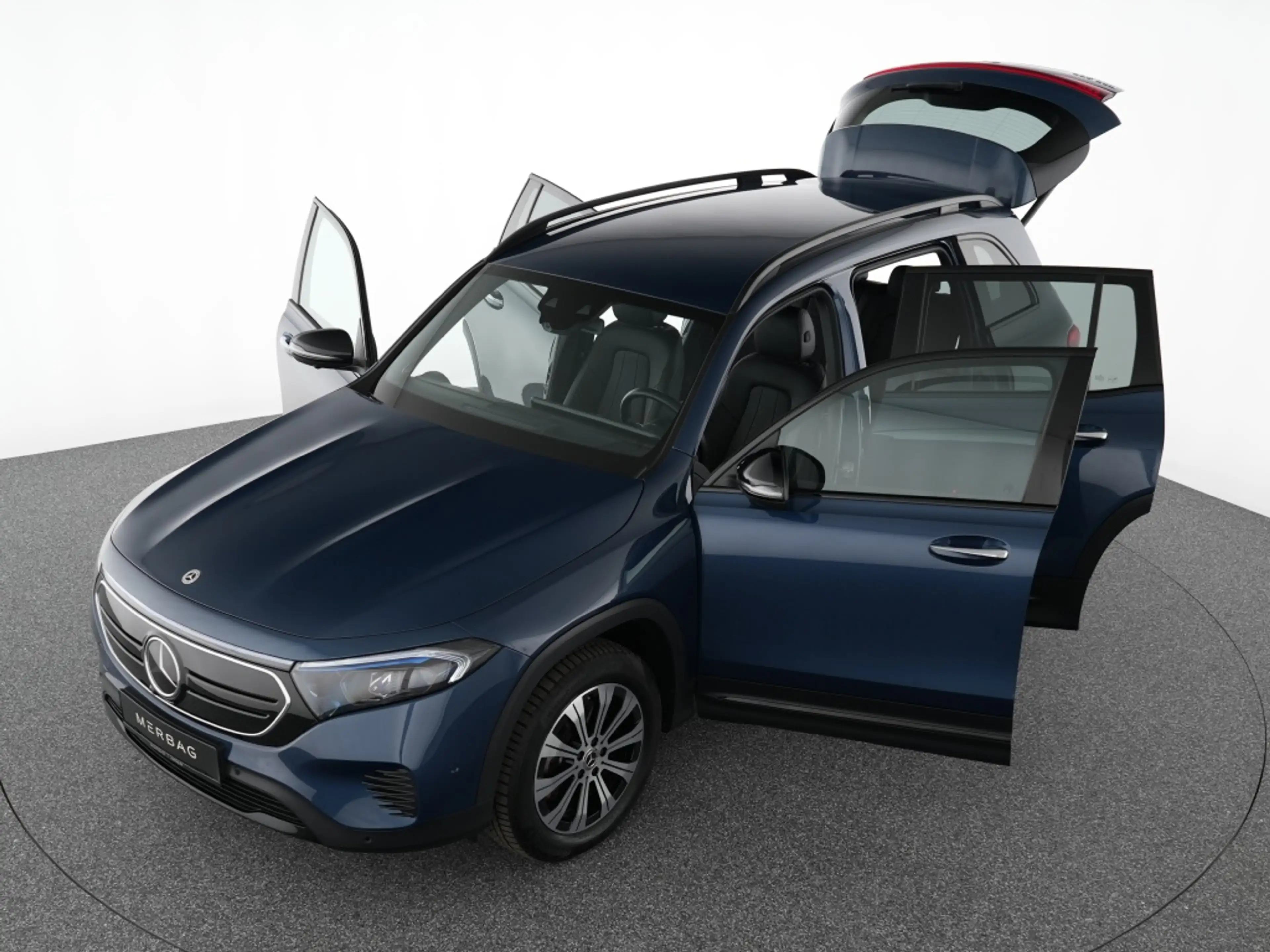 Mercedes-Benz EQB 300 4MATIC 360 ACC AUT HUD Kam. KeyLess LED — photo 12