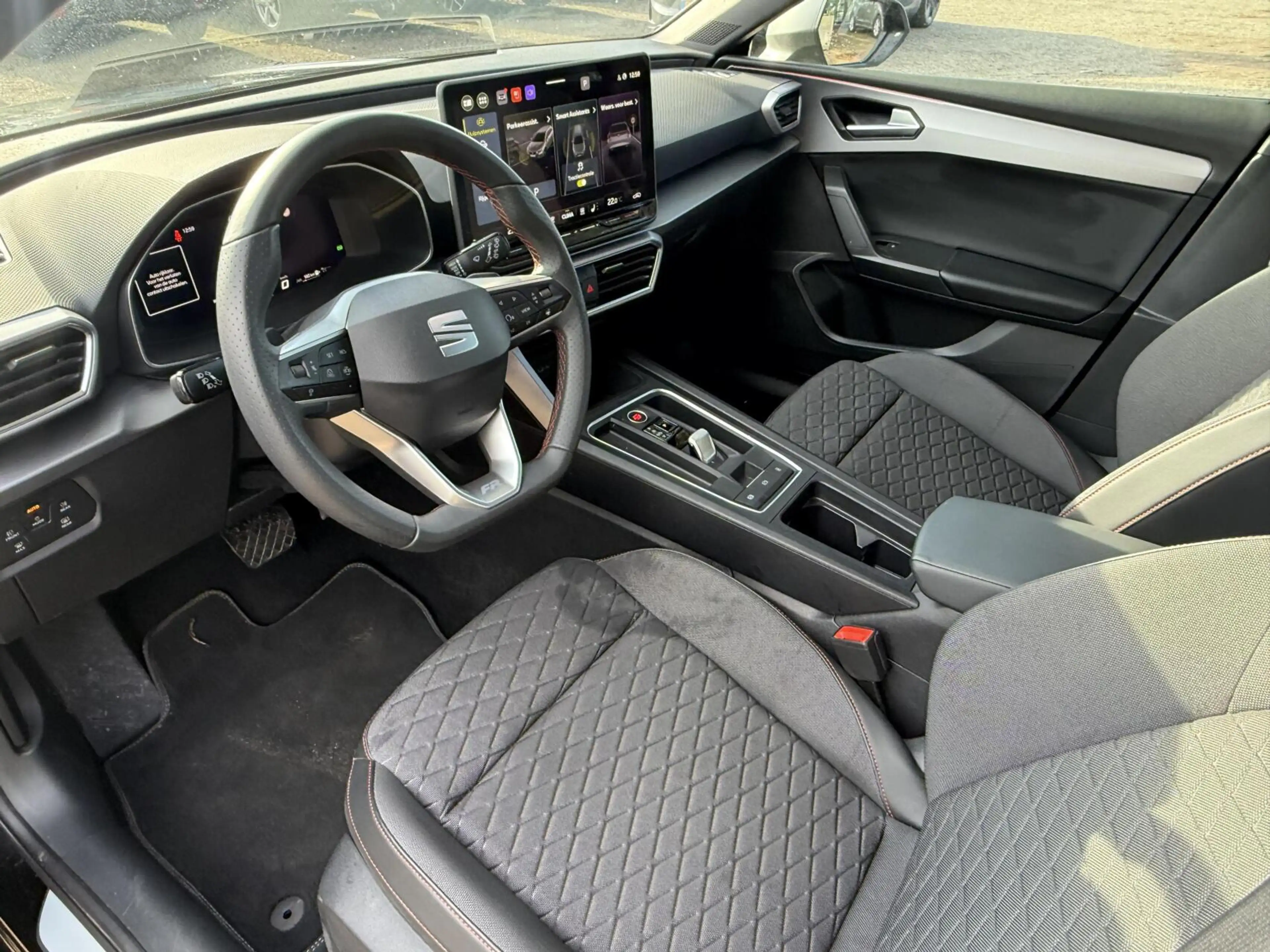 SEAT Leon e-Hybrid Sportstourer 1.5 TSI FR Business — photo 5