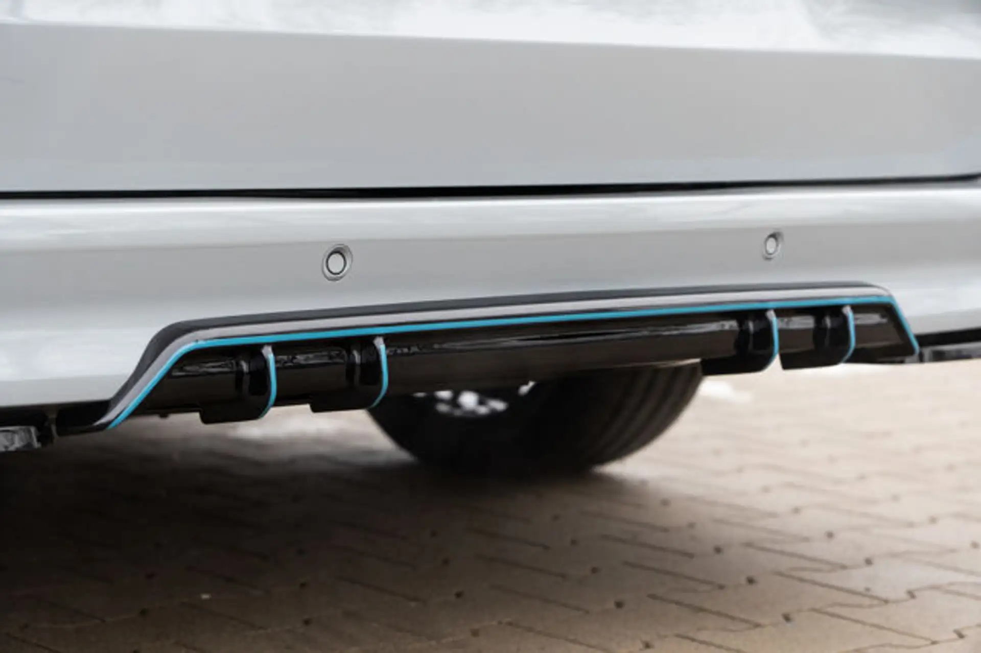벤츠 V-Class V 300 2024 회색 사진 3