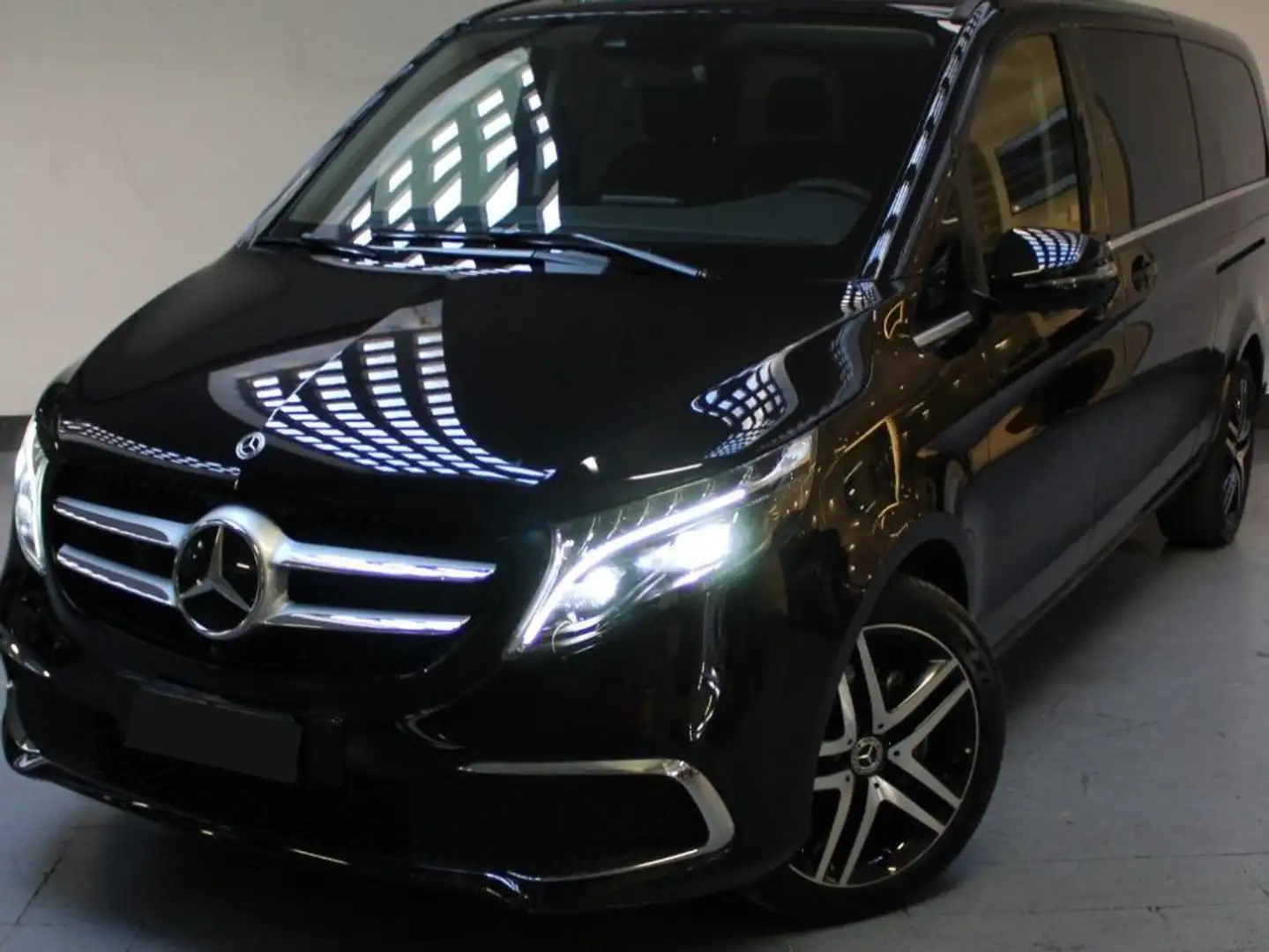 Mercedes-Benz V V Extralong 250 d Premium 4matic auto Nero - 1
