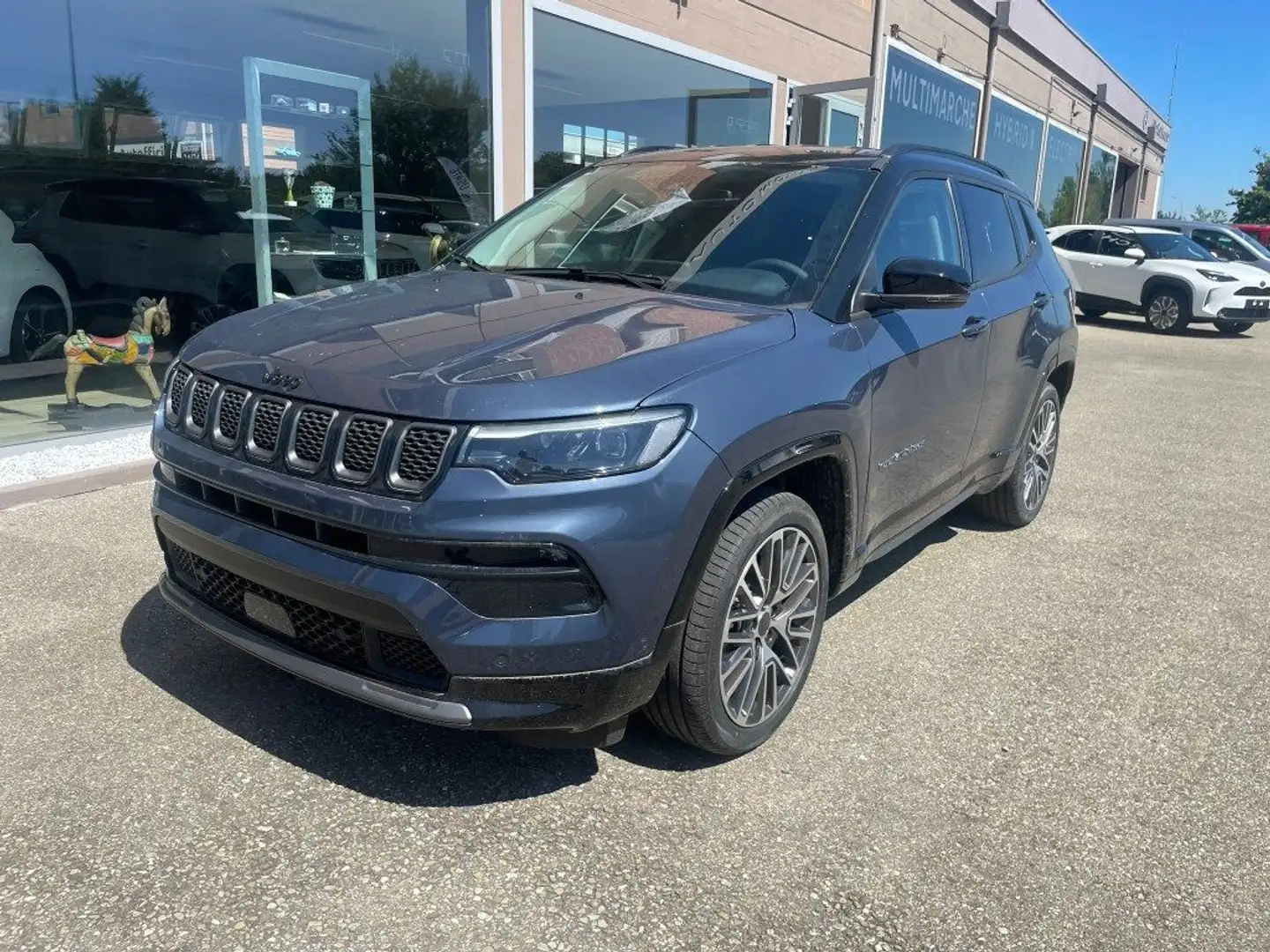 Jeep Compass 1.5 Turbo T4 130 CV MHEV 2WD Summit Blau - 2