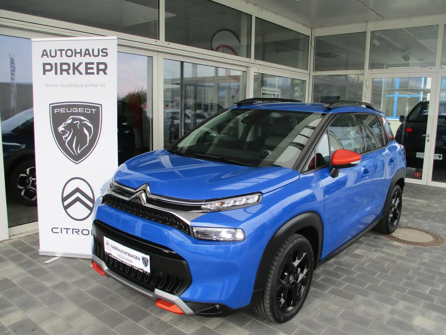 Citroen C3 Aircross BHDI 110 Shine Blau - 1