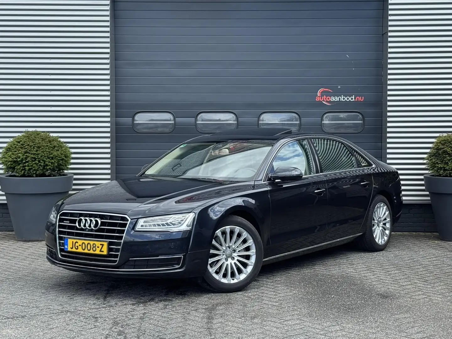 Audi A8 3.0 TDI quattro Lang Comfort Edition | Panoramadak Mavi - 1