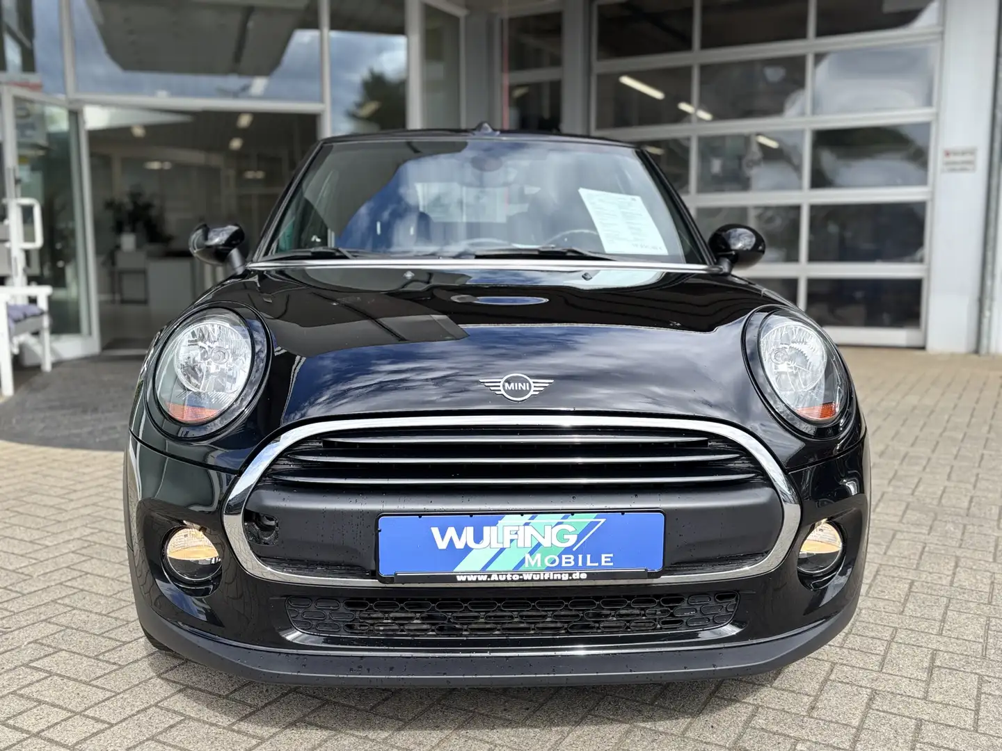 MINI One Cabrio Pepper 1.5 PDC NAVI TEMP TEIL-LEDER Schwarz - 2
